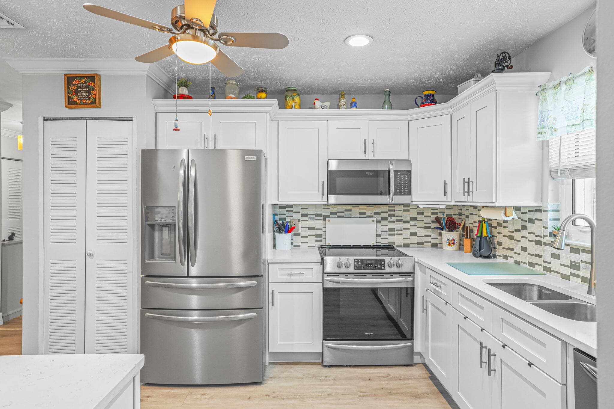 1203 S Lakes End Drive 2, Fort Pierce, FL 34982 — photo 3 of 42