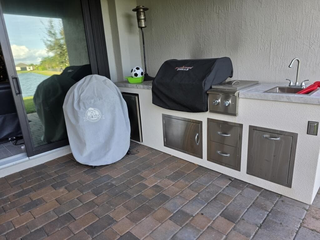 527 SE Vallarta Drive, Port St. Lucie, FL 34984 — photo 28 of 59