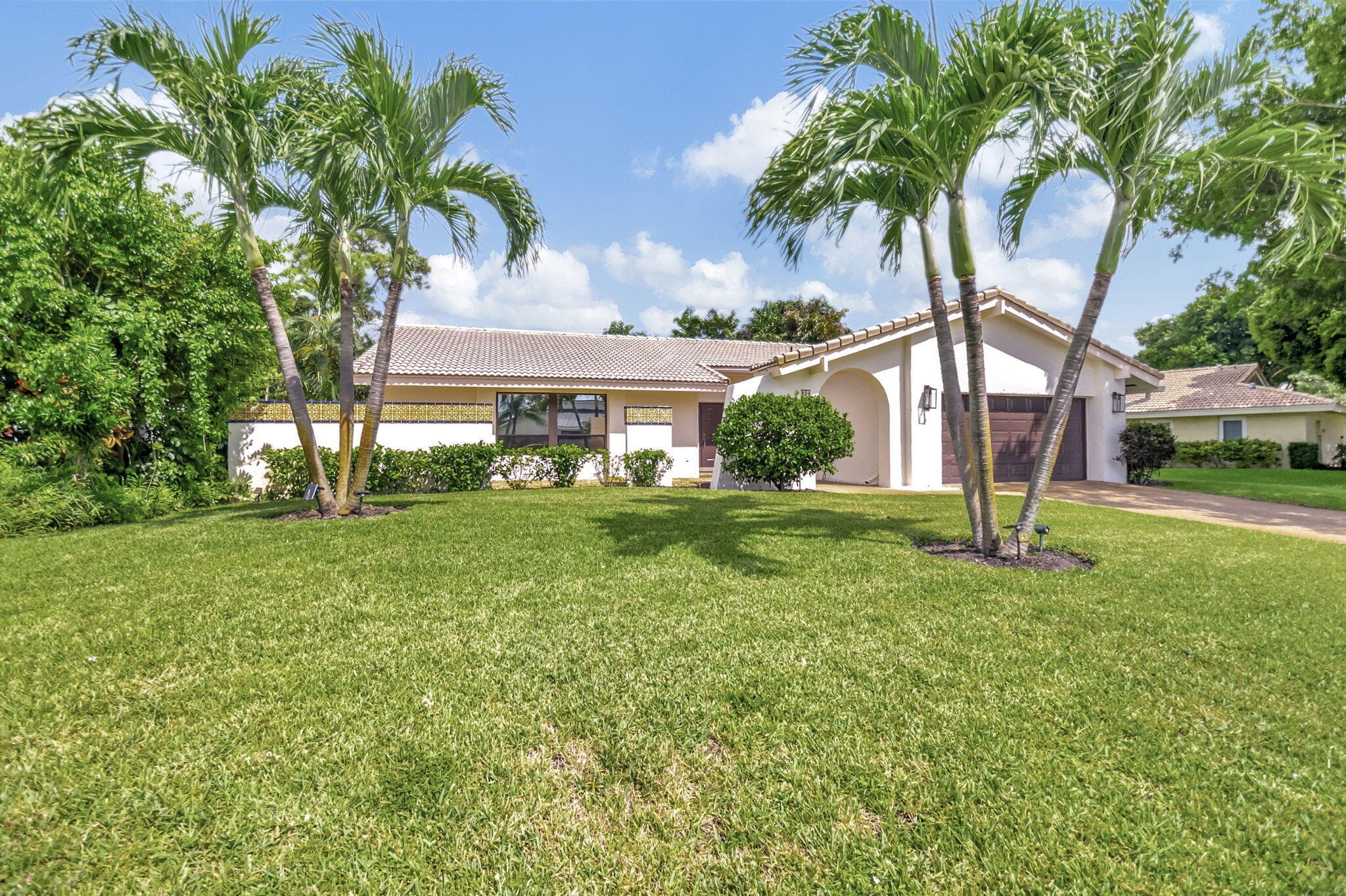 804 Foxpointe Circle, Delray Beach, FL 33445 — photo 2 of 68