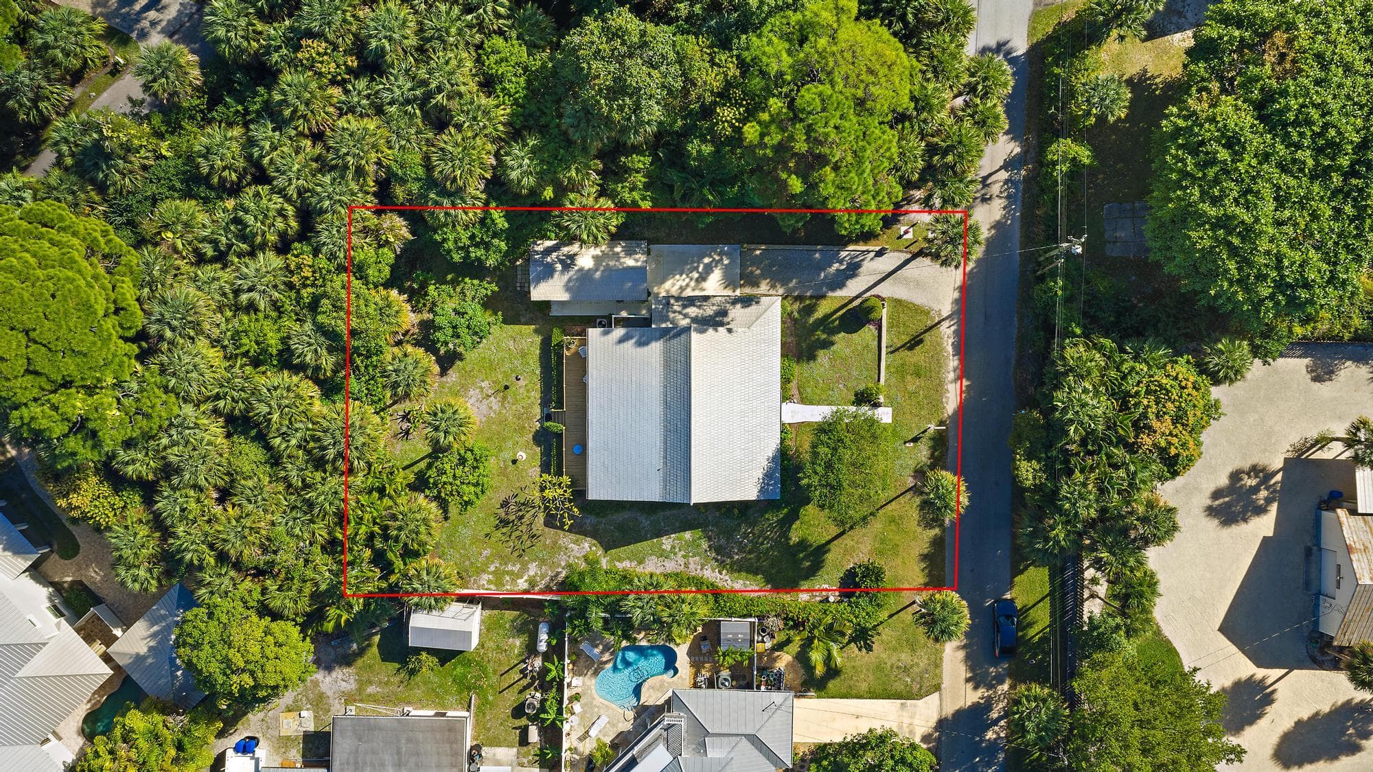 12165 SE Nassau Street, Hobe Sound, FL 33455 — photo 8 of 48