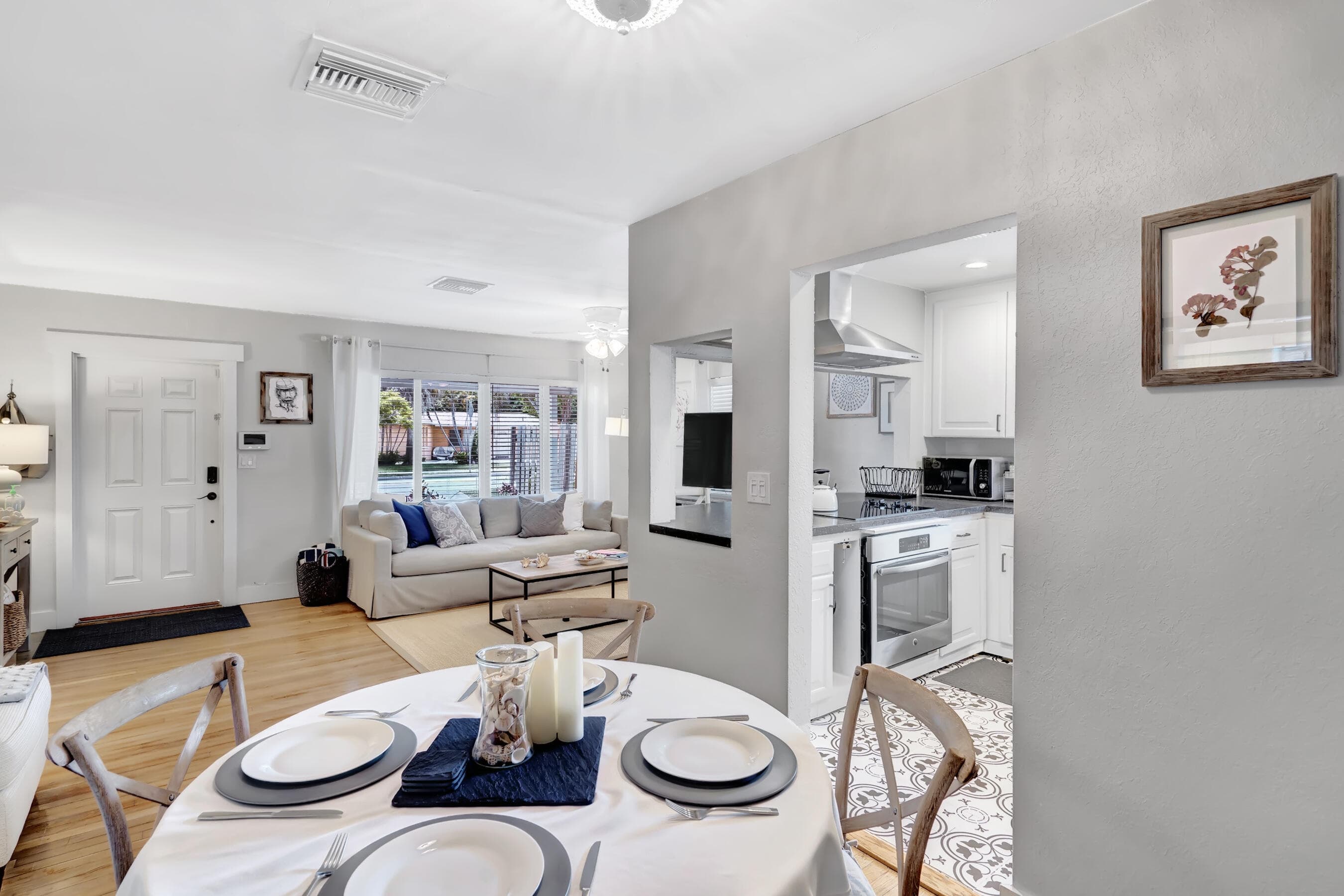 6410 S Olive Avenue, West Palm Beach, FL 33405 — photo 15 of 44