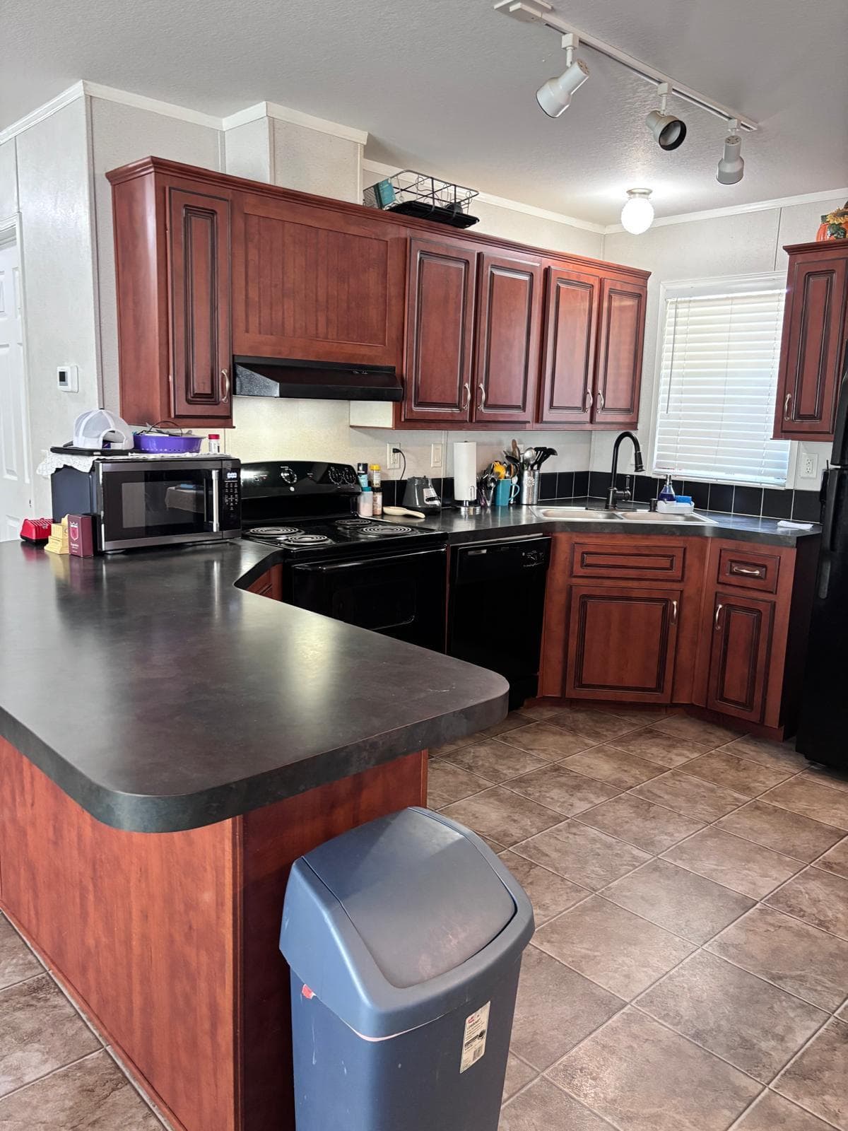 4415 SE 23rd Court, Okeechobee, FL 34974 — photo 4 of 12