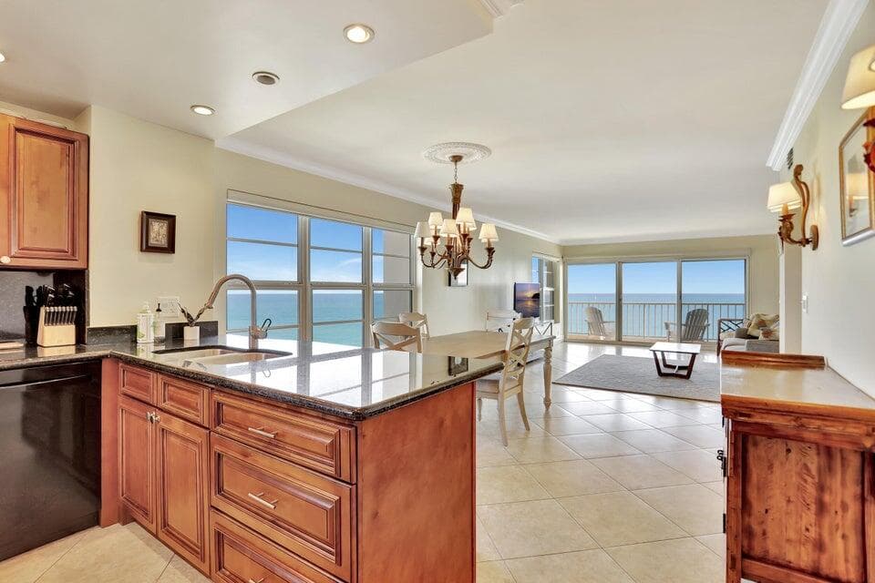 1021 Hillsboro Mile 1108, Hillsboro Beach, FL 33062 — photo 9 of 52