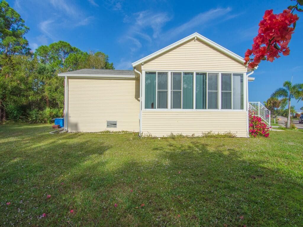 1148 Friendship Drive, Vero Beach, FL 32966 — photo 2 of 27
