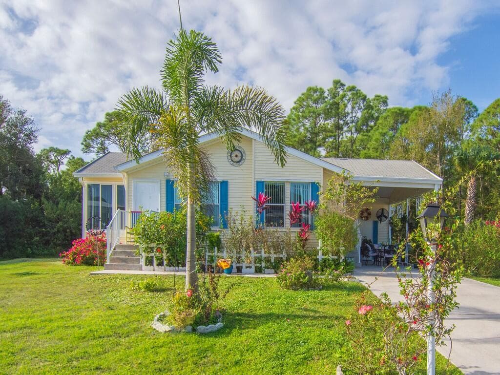 1148 Friendship Drive, Vero Beach, FL 32966 — photo 1 of 27