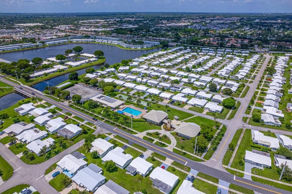 135 NW 14th Street, Boynton Beach, FL 33426 — photo 42 of 42