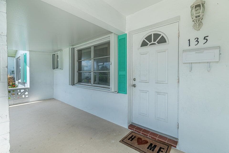 135 NW 14th Street, Boynton Beach, FL 33426 — photo 6 of 42