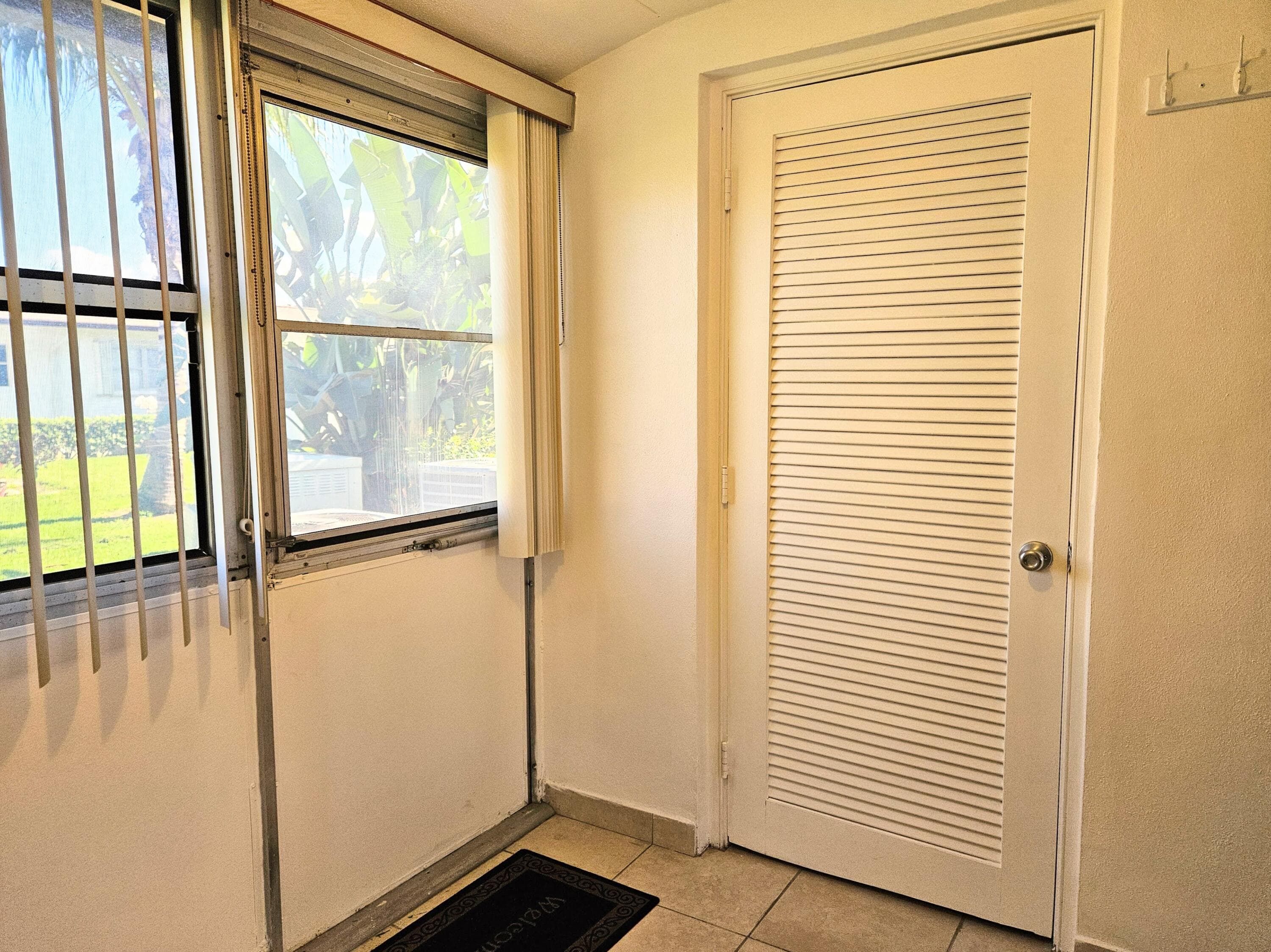 2950 Crosley Drive E C, West Palm Beach, FL 33415 — photo 20 of 27