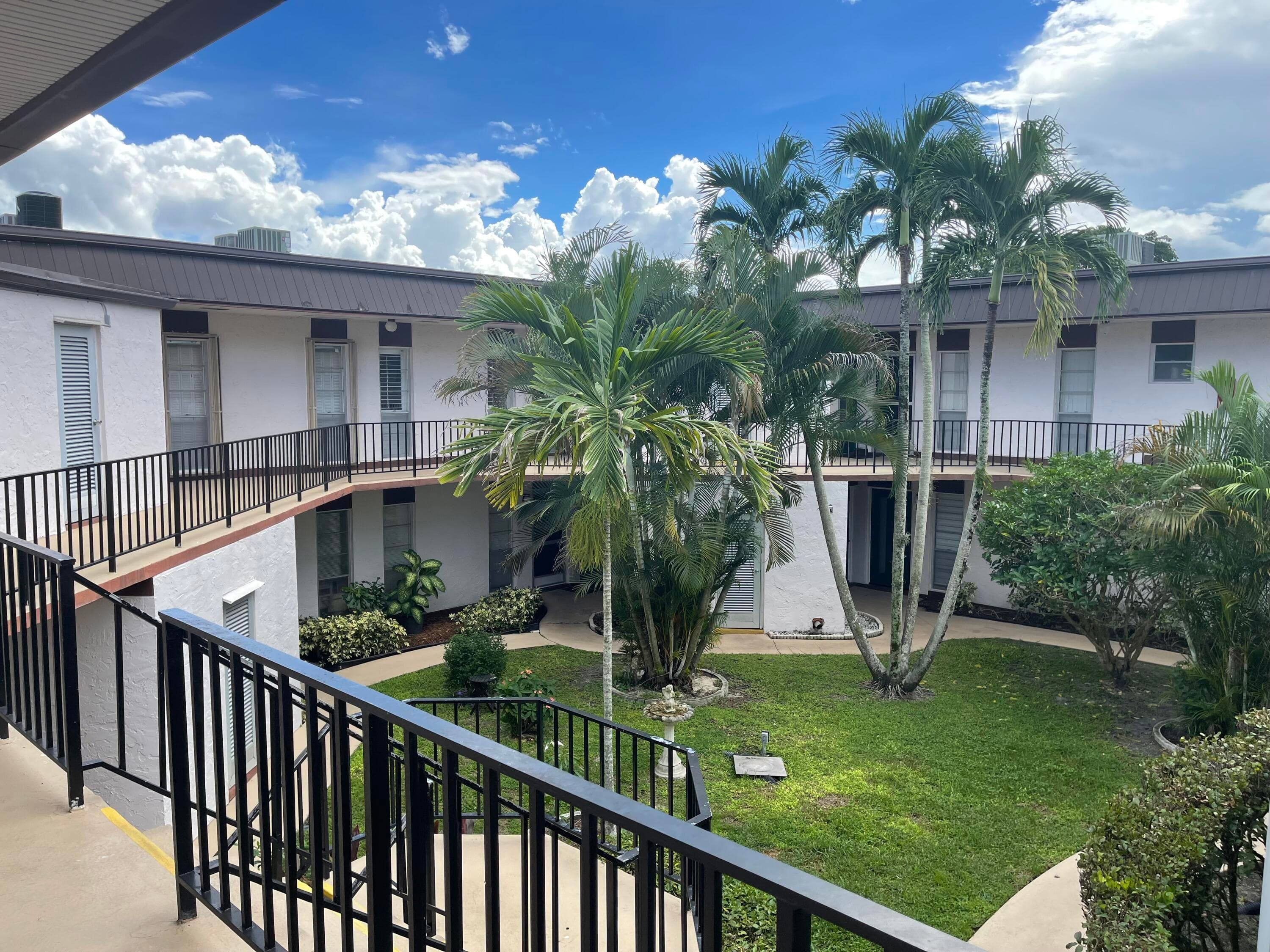 4 N Greenway 201, Royal Palm Beach, FL 33411 — photo 1 of 10