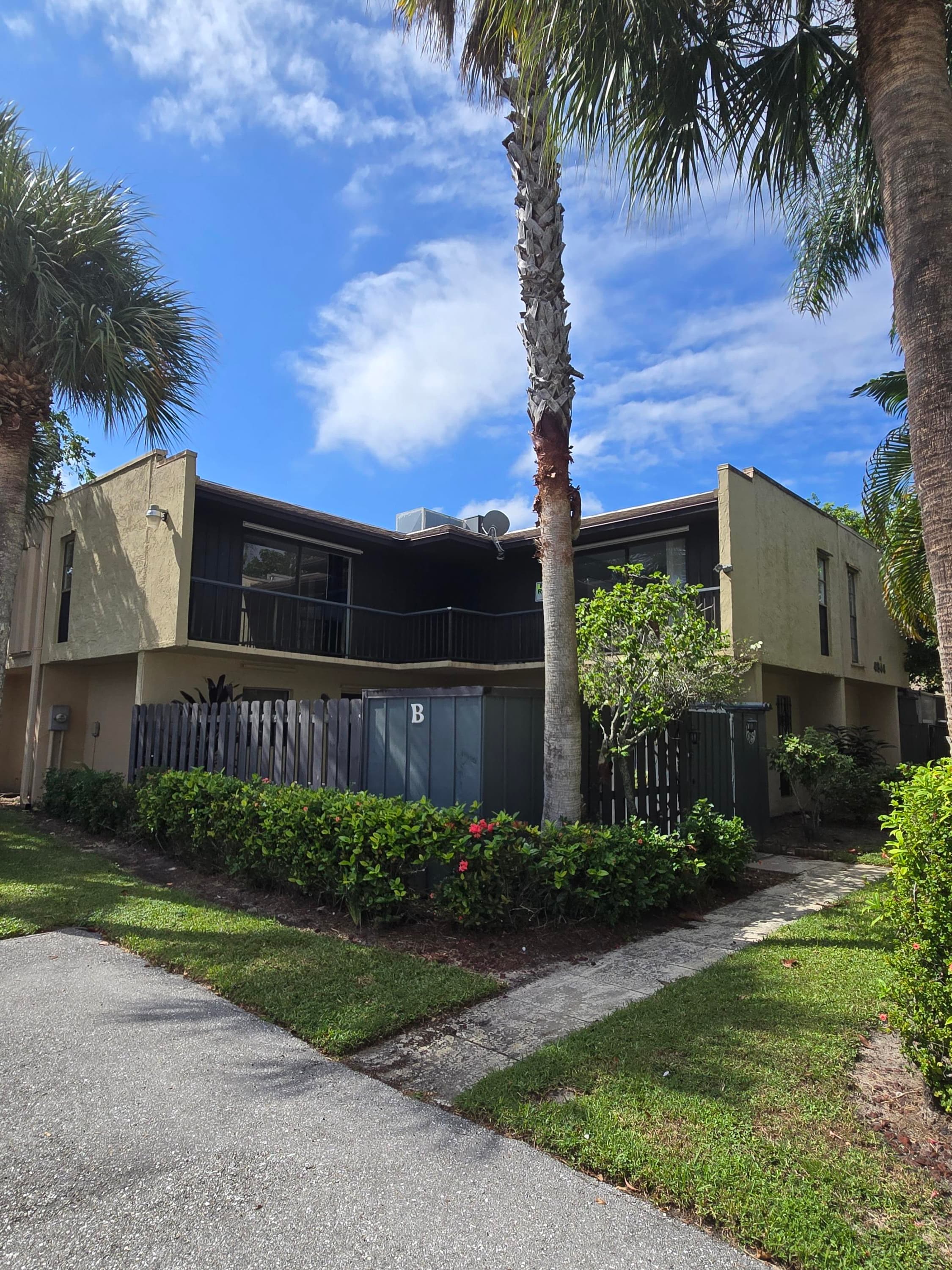 4844 Alder Drive B, West Palm Beach, FL 33417 — photo 1 of 14