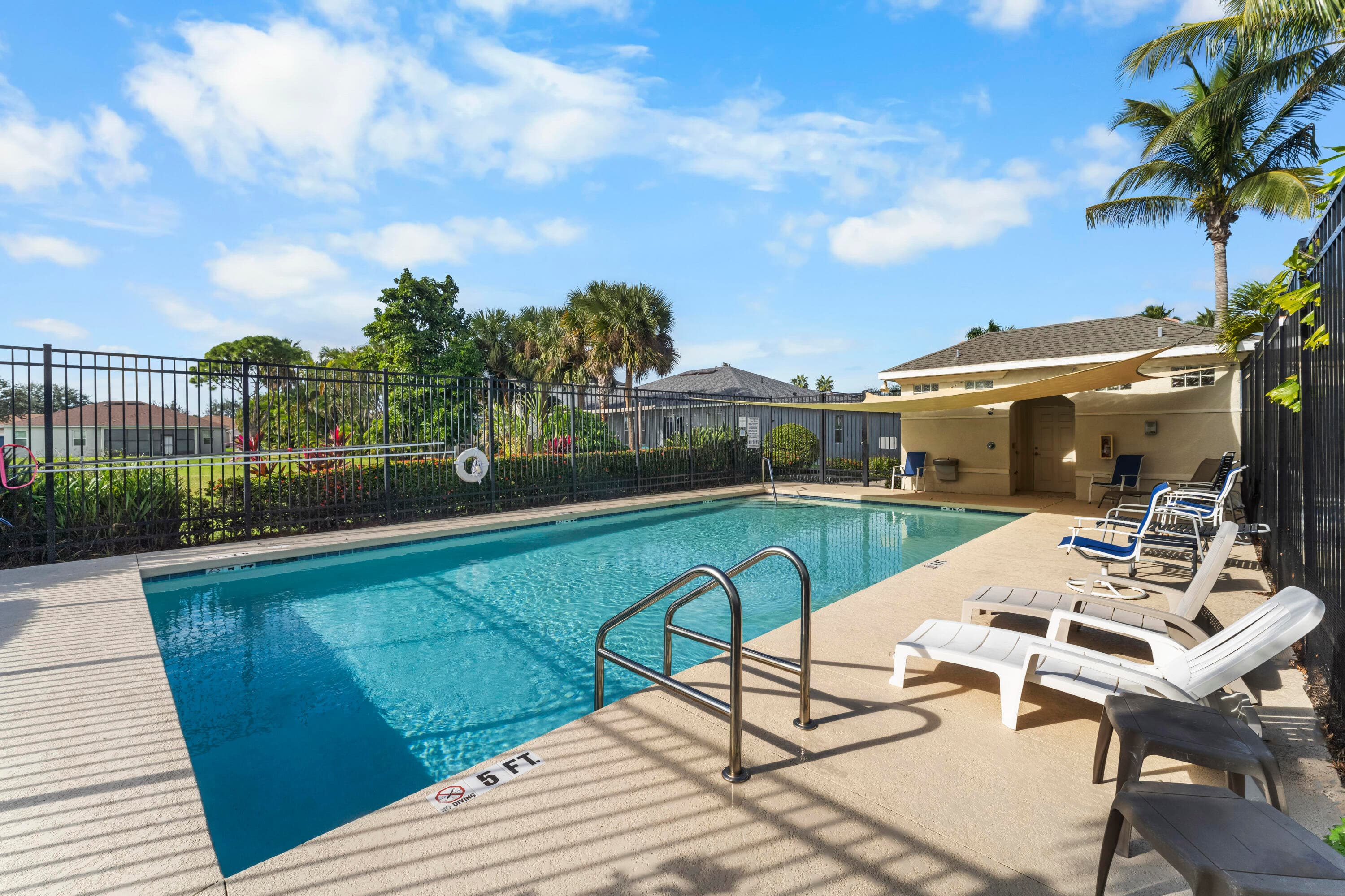 110 65th Avenue E, Bradenton, FL 34203 — photo 32 of 42