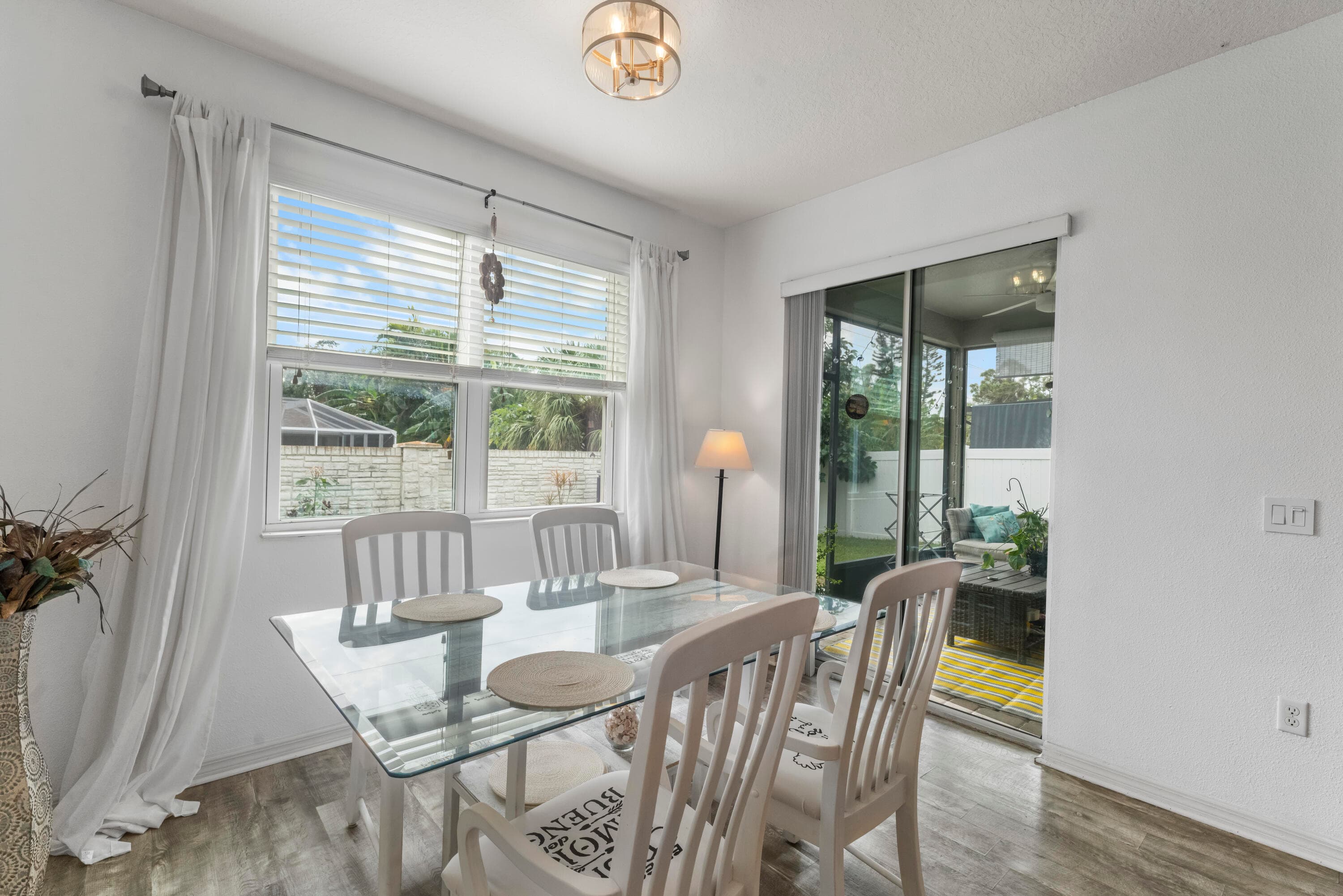 110 65th Avenue E, Bradenton, FL 34203 — photo 14 of 42