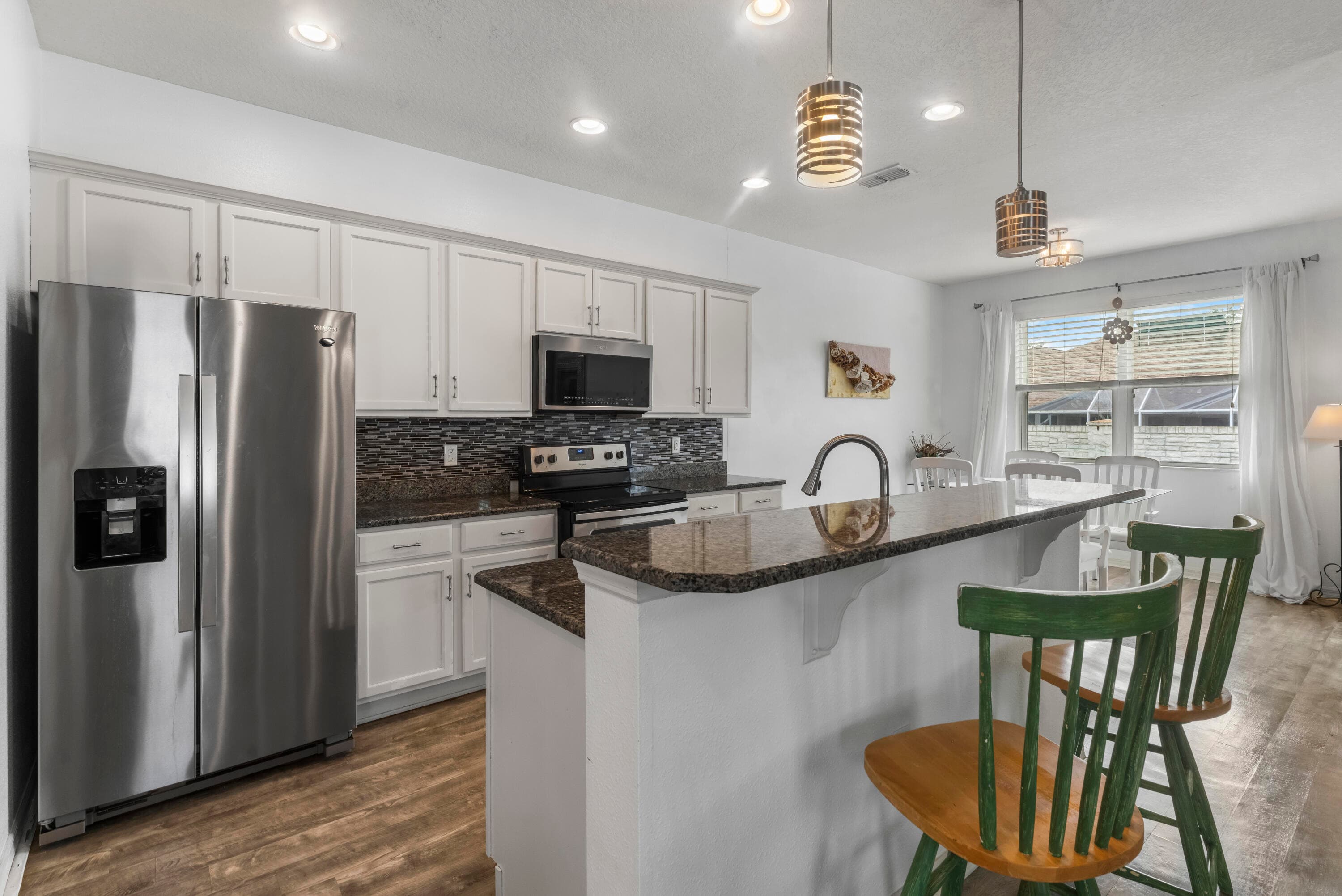 110 65th Avenue E, Bradenton, FL 34203 — photo 11 of 42