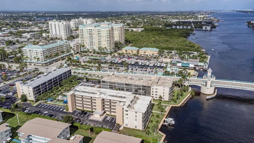 740 E Ocean Avenue 105, Boynton Beach, FL 33435 — photo 33 of 46