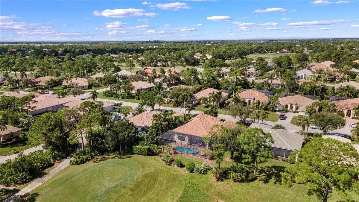 8048 Links Way, Port St. Lucie, FL 34986 — photo 47 of 70