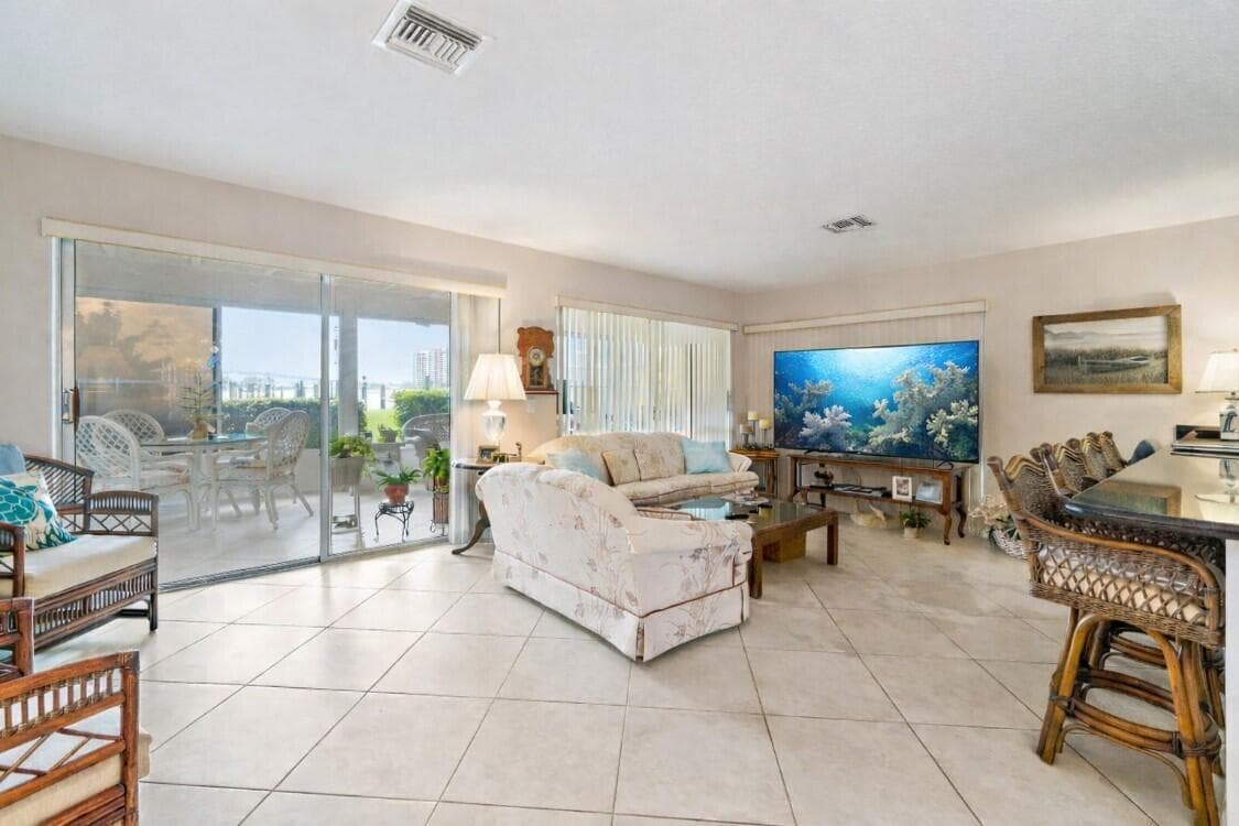 1145 Sugar Sands Boulevard, Singer Island, FL 33404 — photo 14 of 23