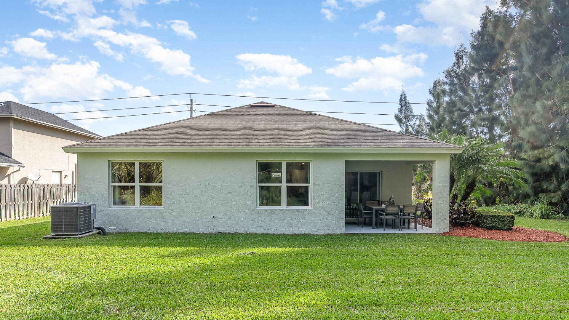 1090 NE 15th Avenue, Okeechobee, FL 34972 — photo 18 of 26
