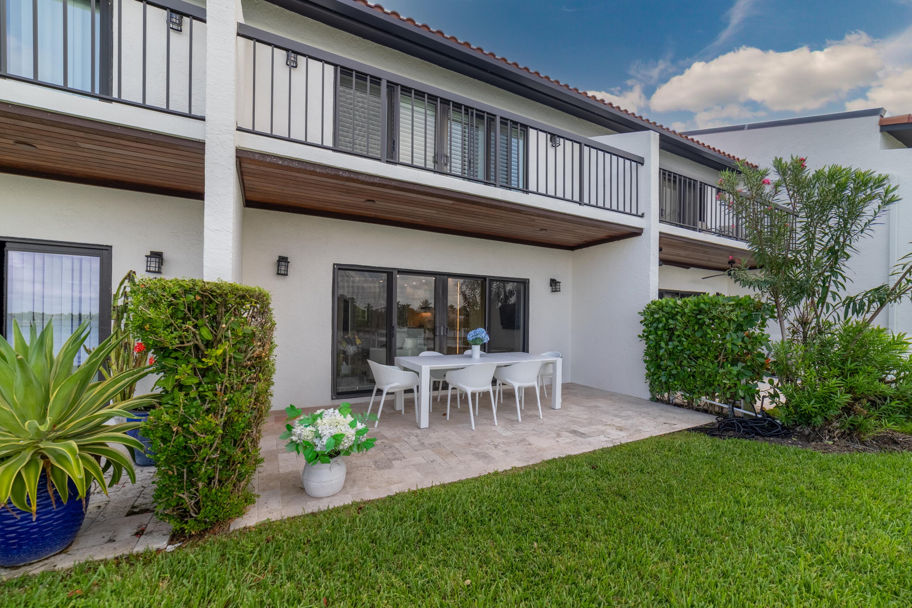 3474 S Ocean Boulevard 2, Palm Beach, FL 33480 — photo 7 of 37
