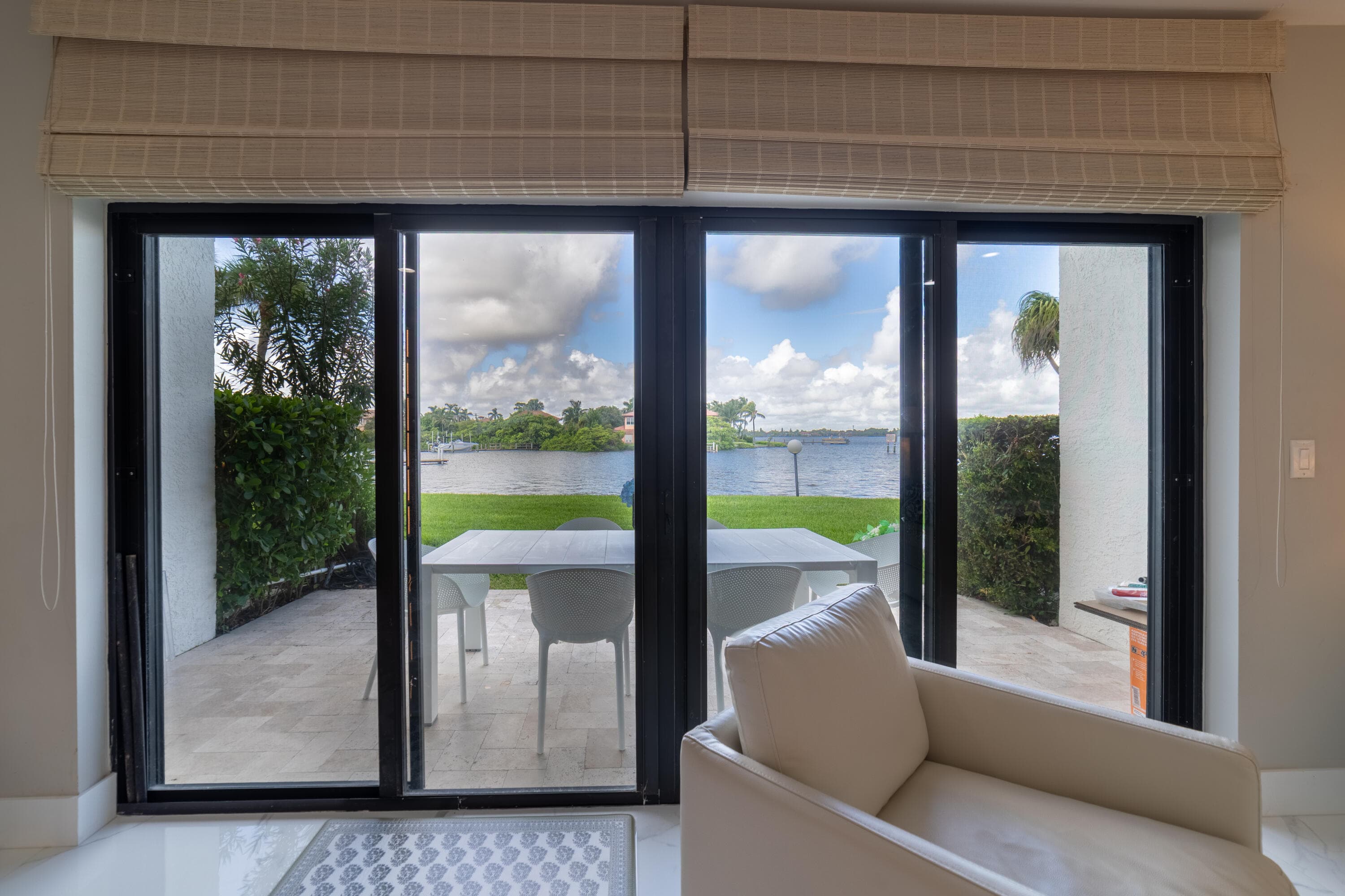 3474 S Ocean Boulevard 2, Palm Beach, FL 33480 — photo 8 of 37