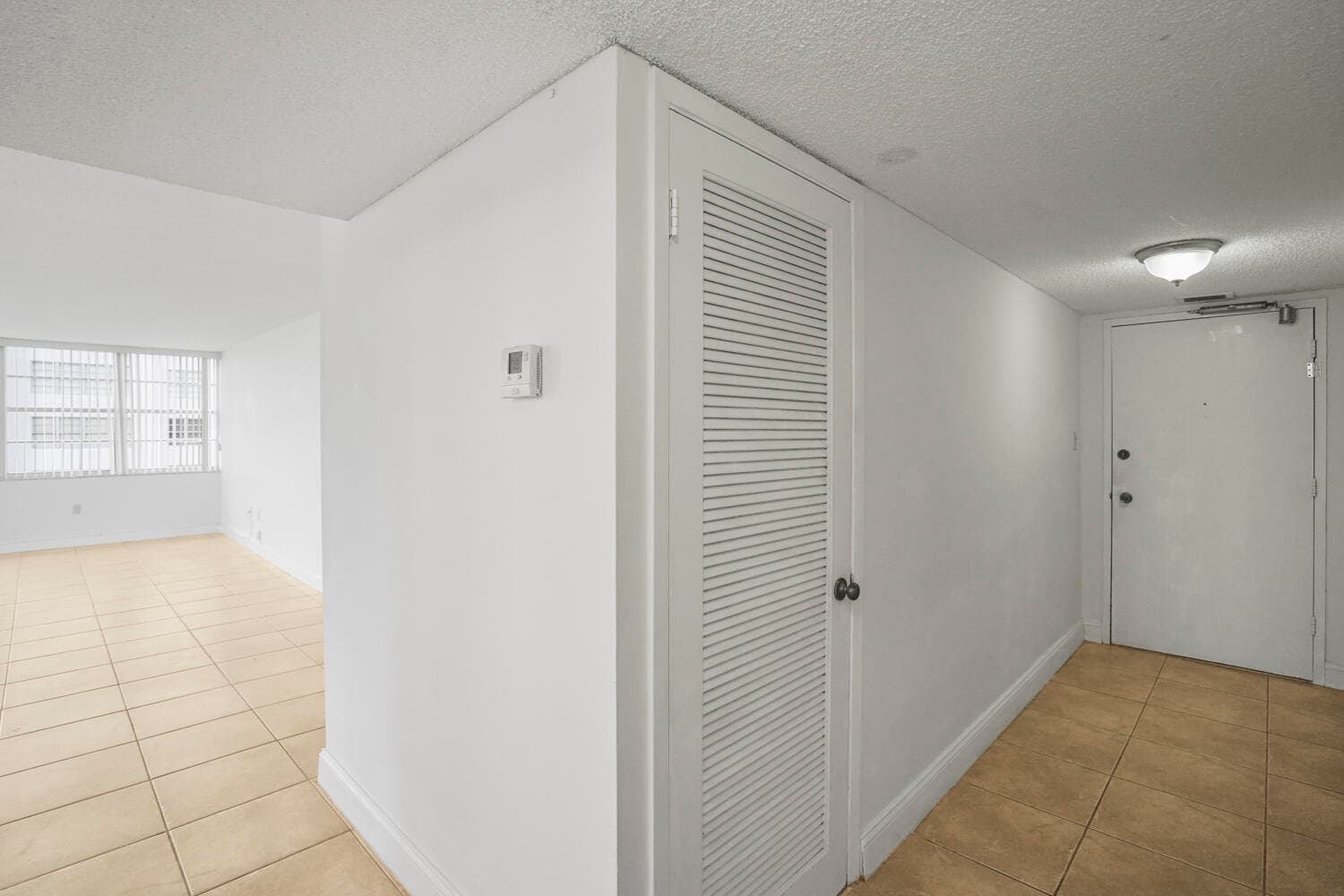 18051 Biscayne Boulevard 1504, Aventura, FL 33160 — photo 13 of 92