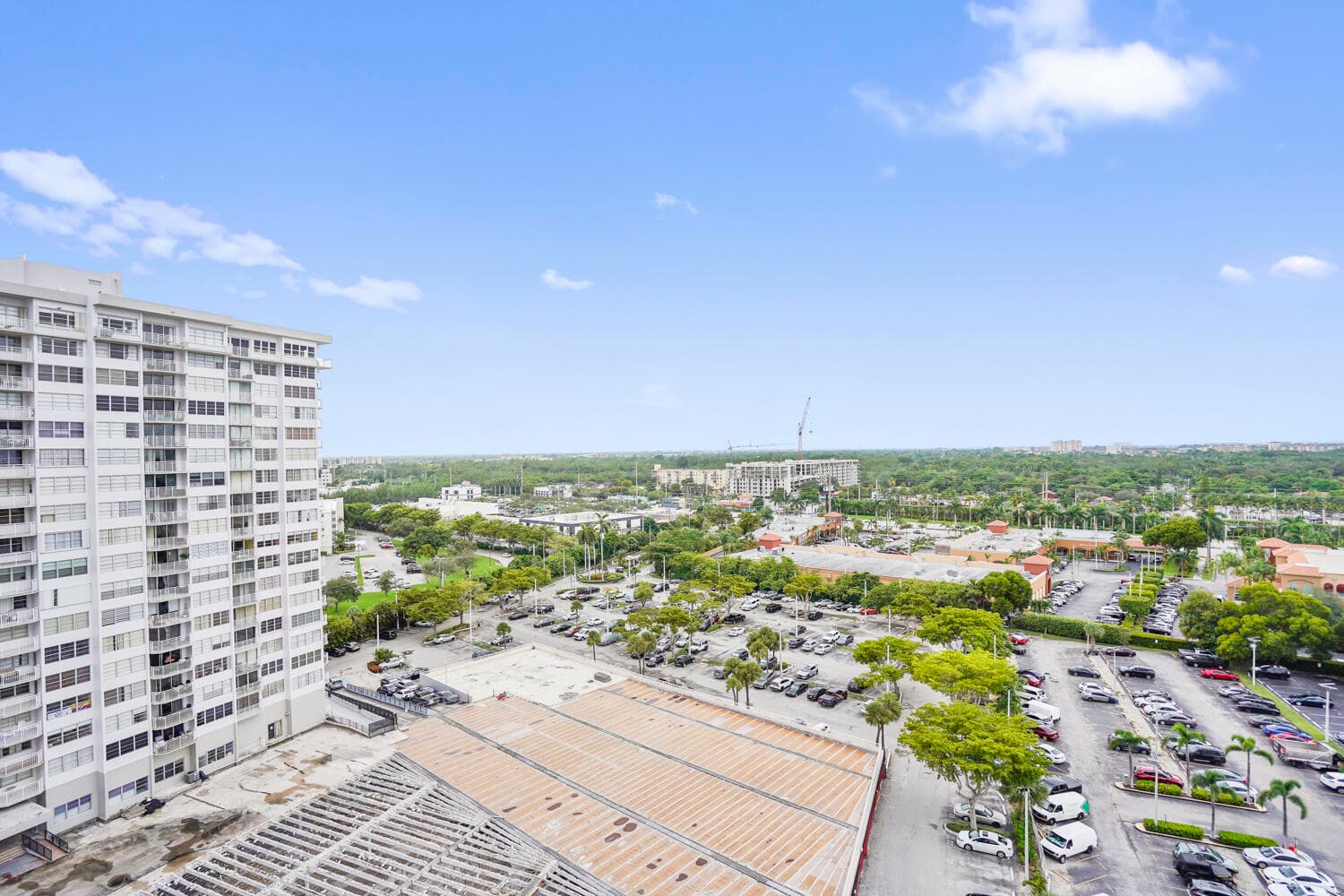 18051 Biscayne Boulevard 1504, Aventura, FL 33160 — photo 63 of 92