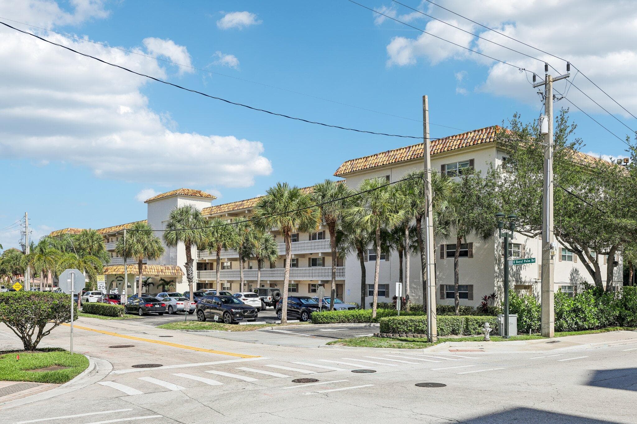 200 E Royal Palm Road 304, Boca Raton, FL 33432 — photo 1 of 37
