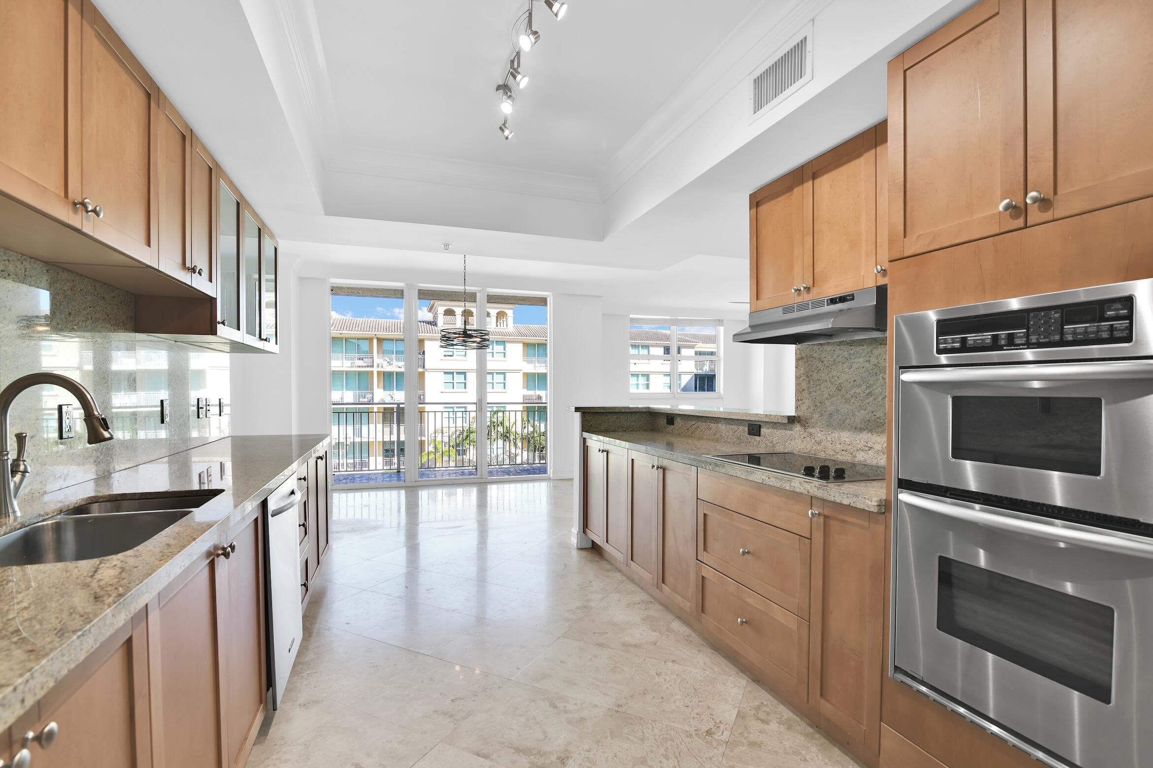99 SE Mizner Boulevard Ph 40, Boca Raton, FL 33432 — photo 12 of 48