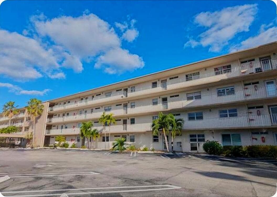 2601 NE 3rd Court 410, Boynton Beach, FL 33435 — photo 2 of 29