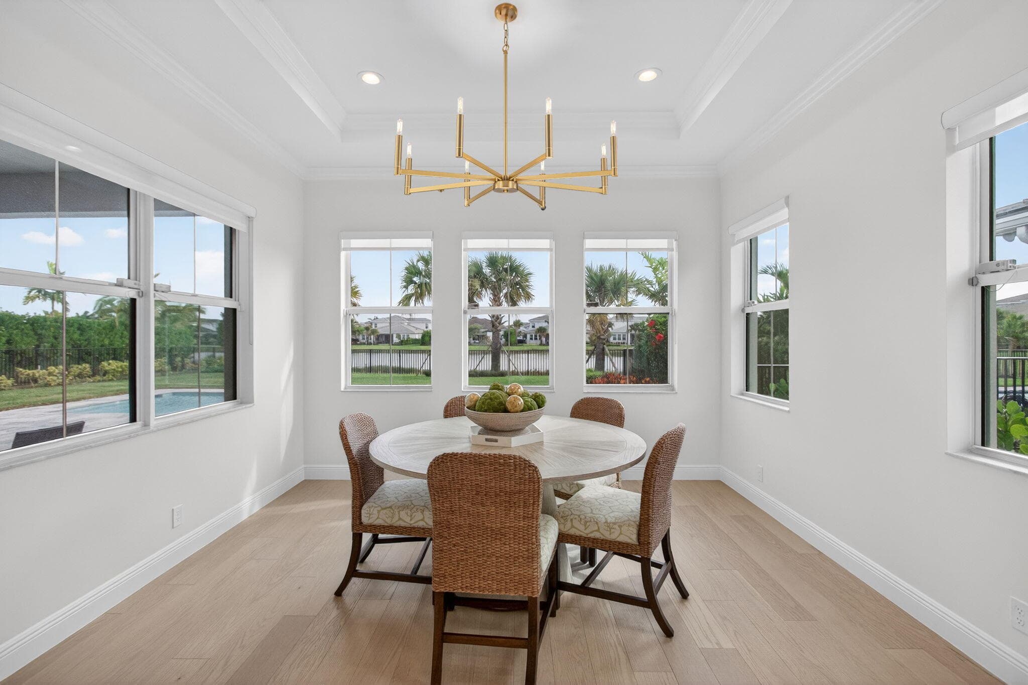 9249 Crestview Circle, Palm Beach Gardens, FL 33412 — photo 8 of 43