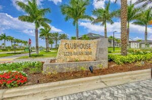 9249 Crestview Circle, Palm Beach Gardens, FL 33412 — photo 33 of 43