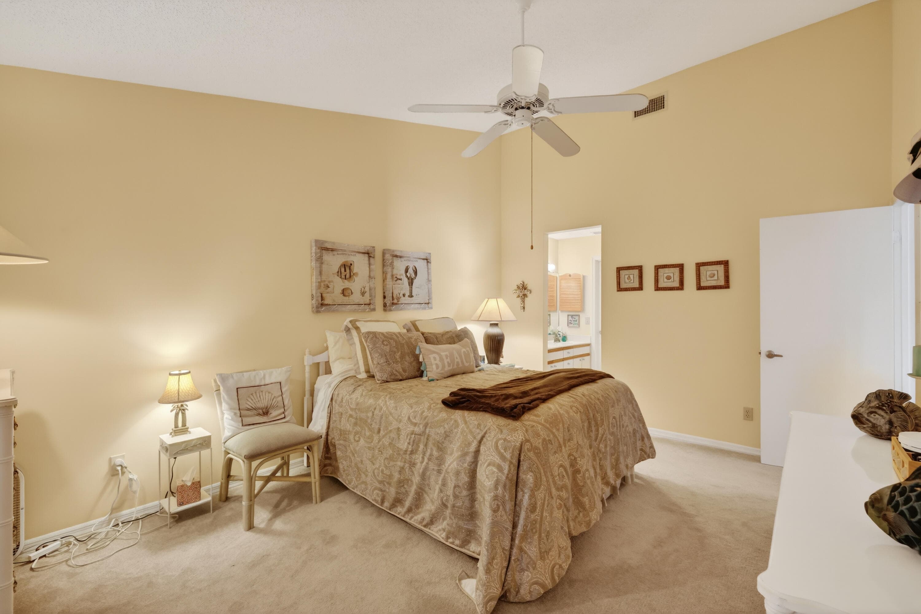 2540 SE Tropical East Circle E, Port St. Lucie, FL 34952 — photo 14 of 49