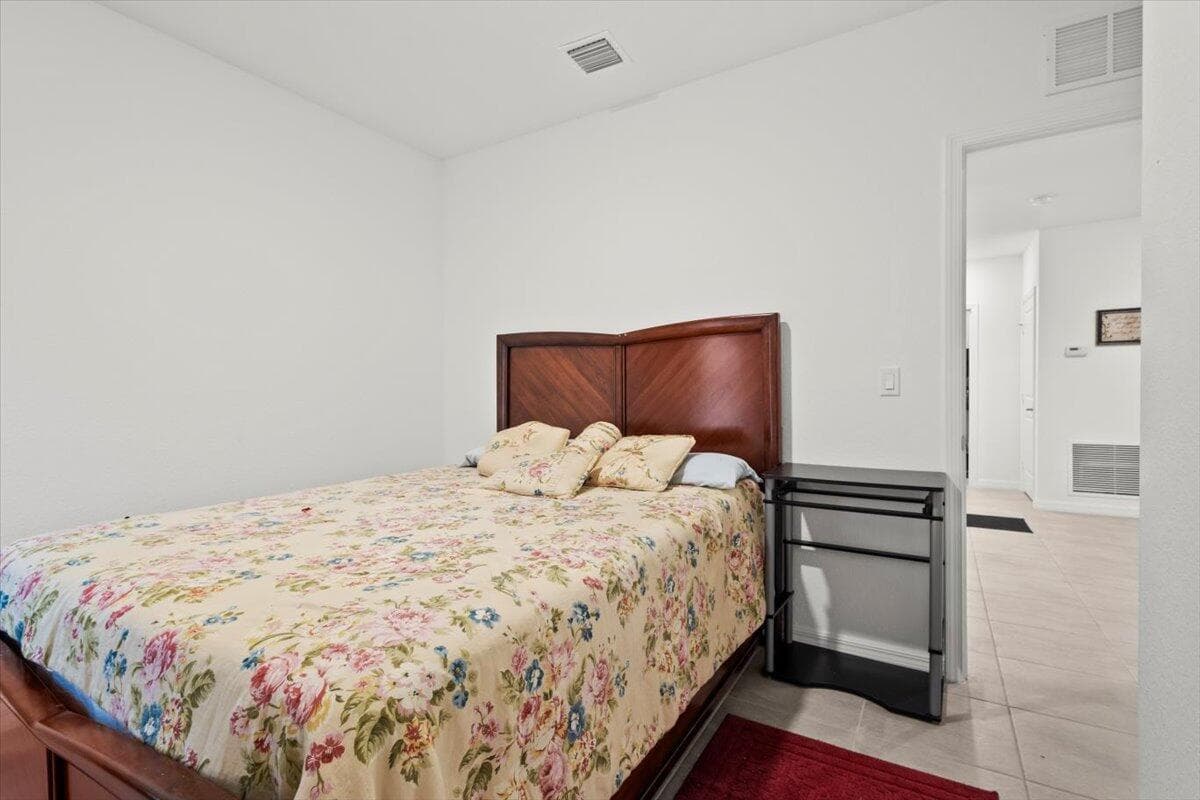 5182 Armina Place, Fort Pierce, FL 34951 — photo 11 of 33