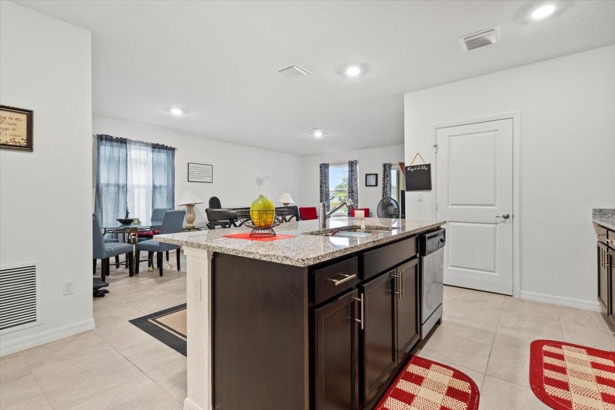 5182 Armina Place, Fort Pierce, FL 34951 — photo 16 of 33