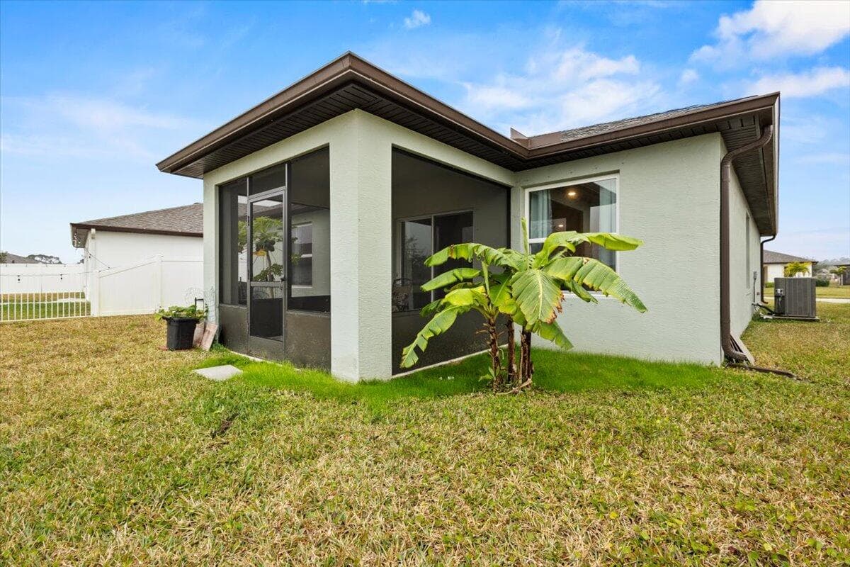 5182 Armina Place, Fort Pierce, FL 34951 — photo 26 of 33