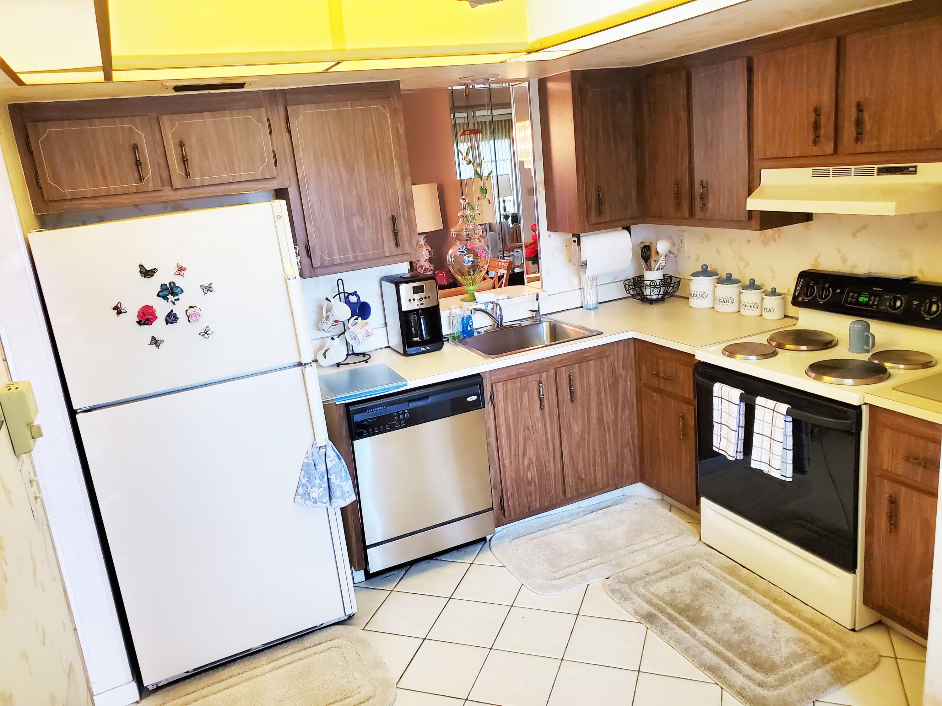 7688 NW 18th Street 301, Margate, FL 33063 — photo 23 of 24