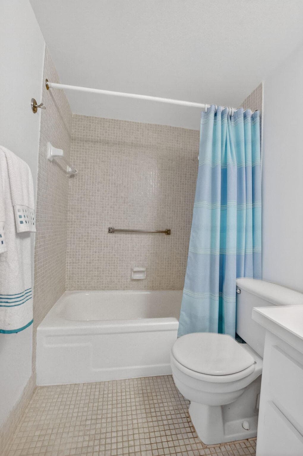 4008 Hythe A, Boca Raton, FL 33434 — photo 22 of 63