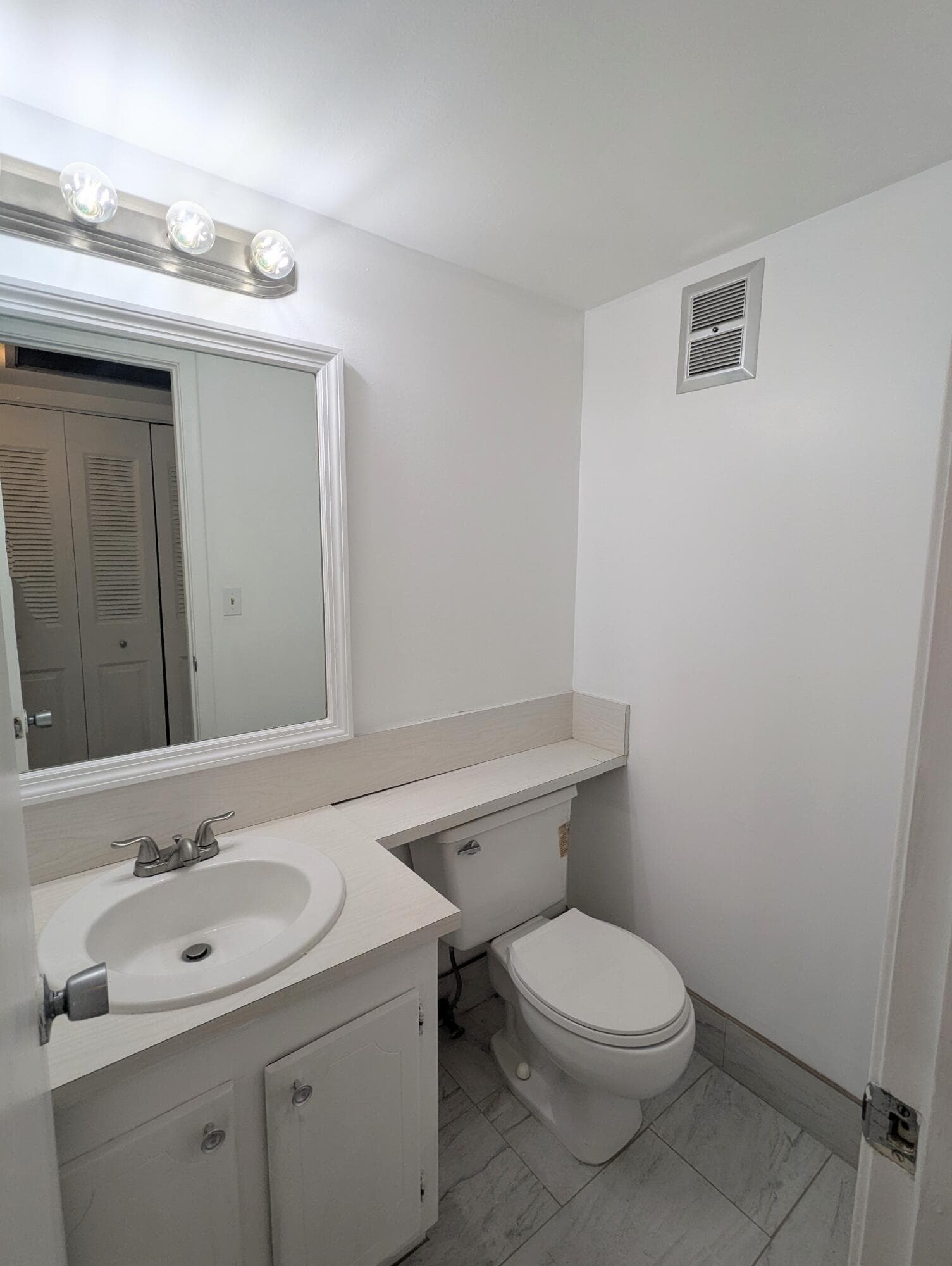 353 Sheffield O, West Palm Beach, FL 33417 — photo 4 of 26