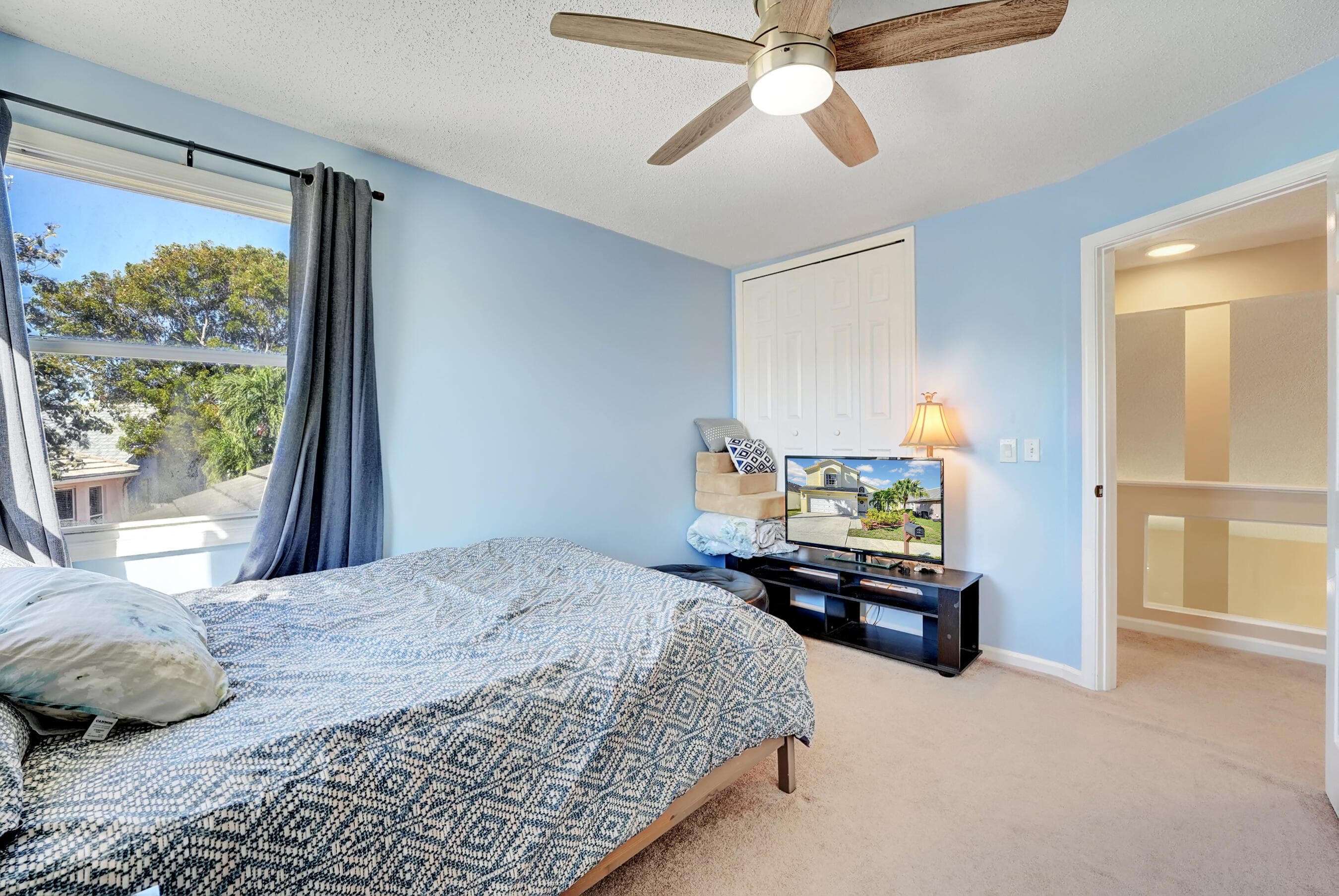 2008 Normandy Circle, West Palm Beach, FL 33409 — photo 3 of 41