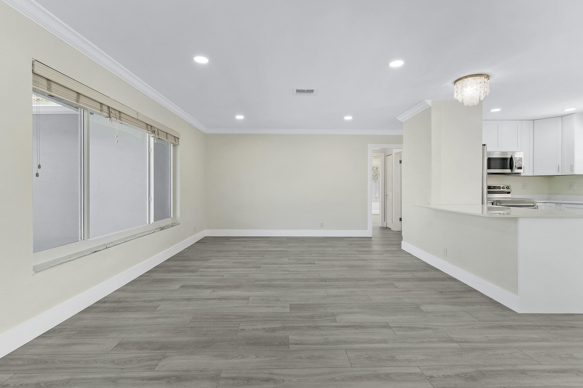 912 SE 8th Court, Deerfield Beach, FL 33441 — photo 6 of 36