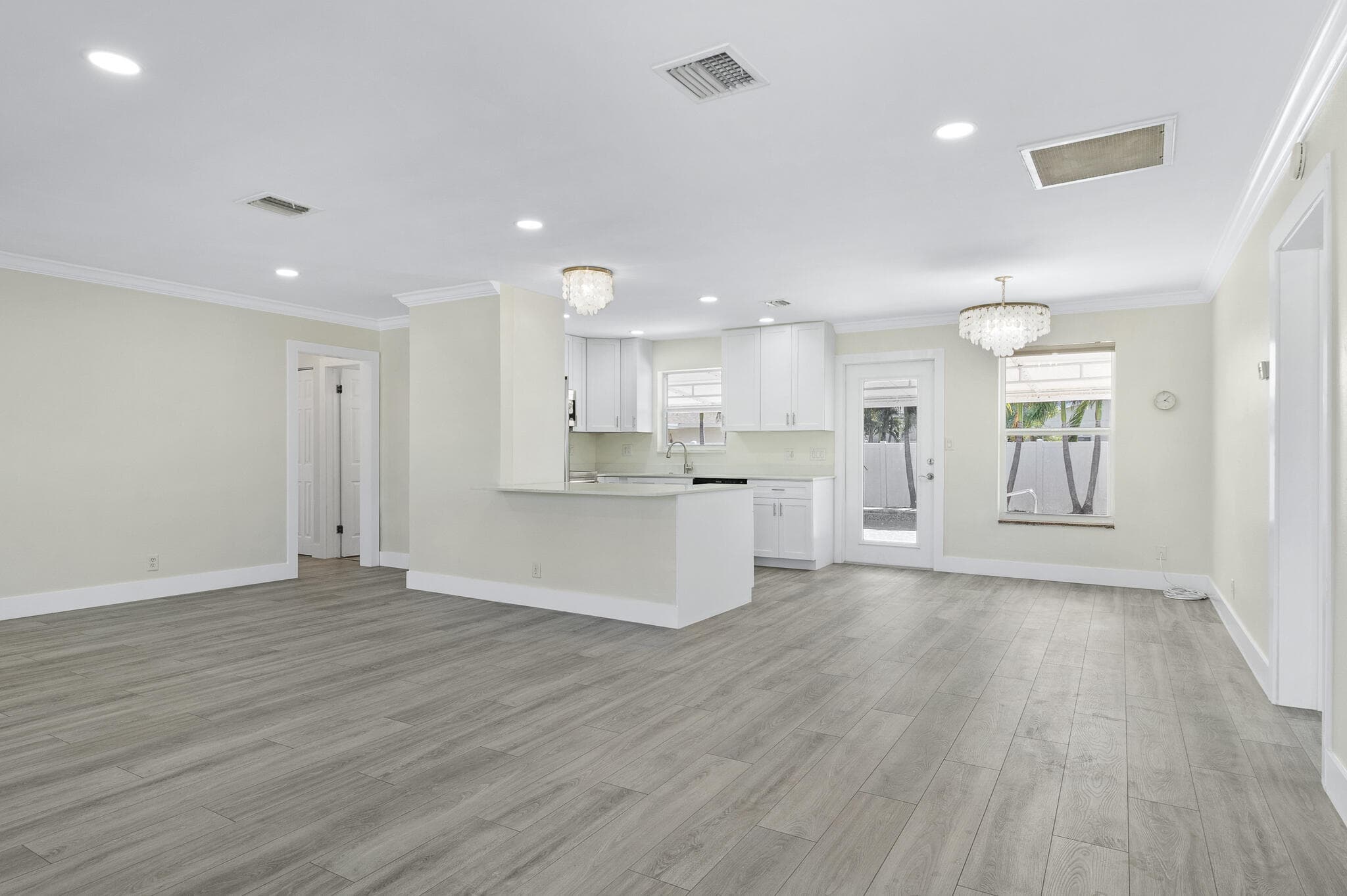 912 SE 8th Court, Deerfield Beach, FL 33441 — photo 5 of 36
