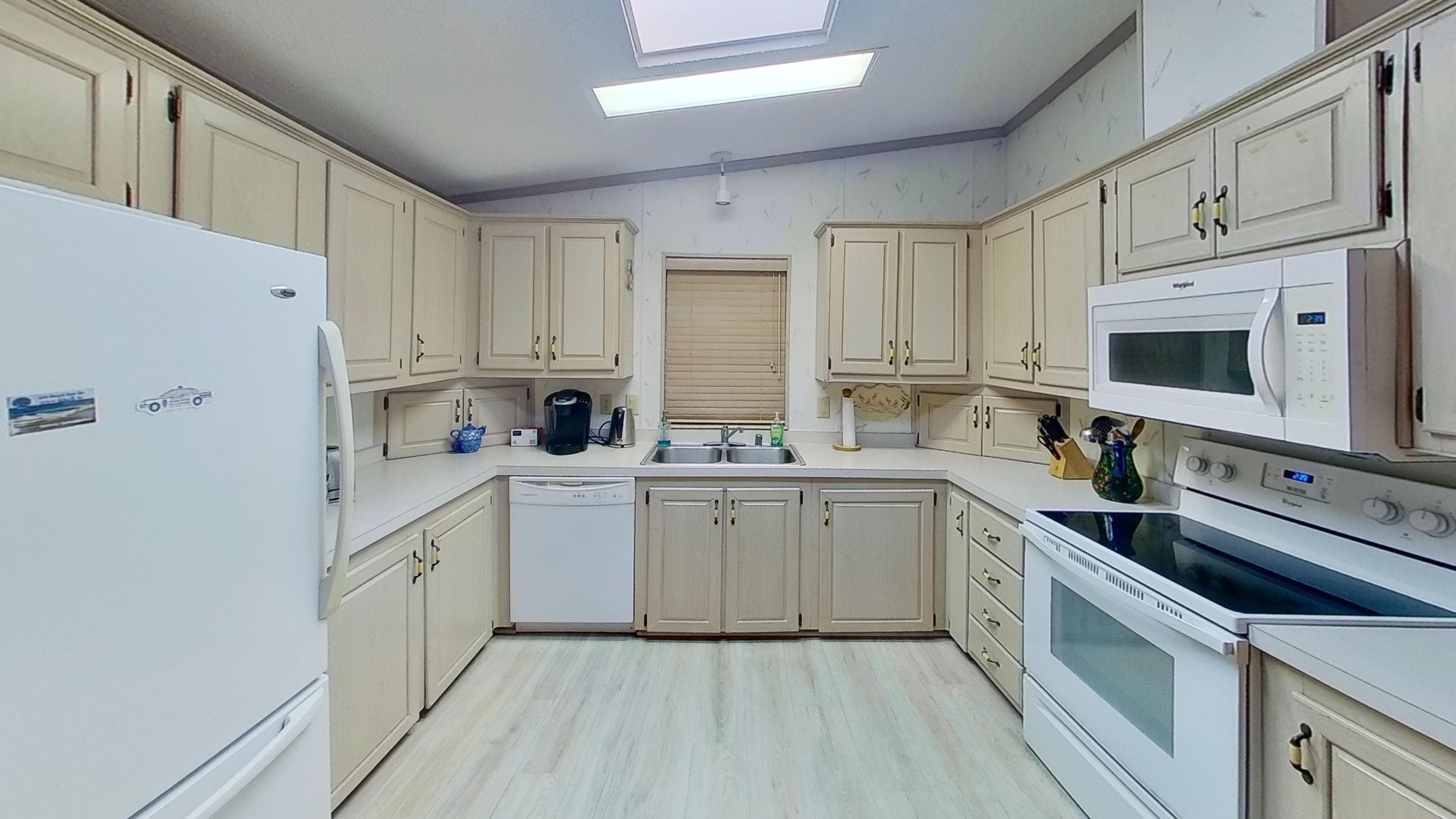 207 N Heron Drive P, Briny Breezes, FL 33435 — photo 9 of 54
