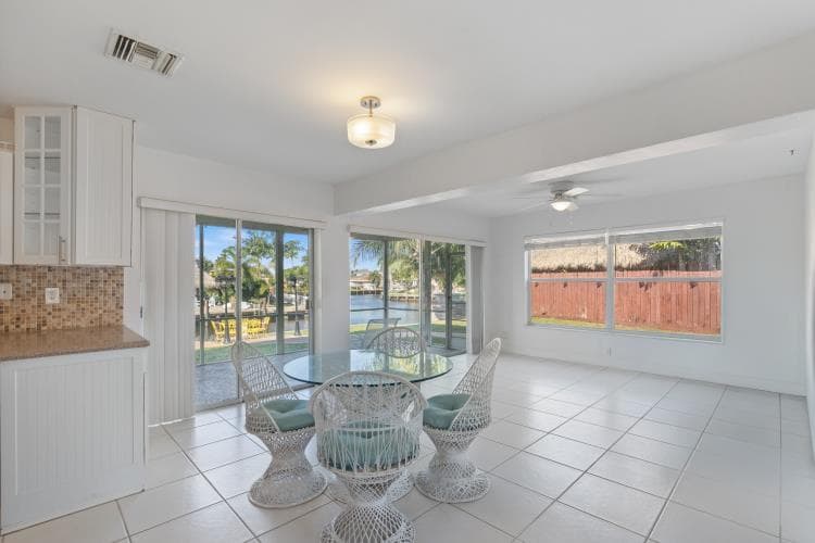 1001 SE 5 Avenue, Pompano Beach, FL 33060 — photo 10 of 32