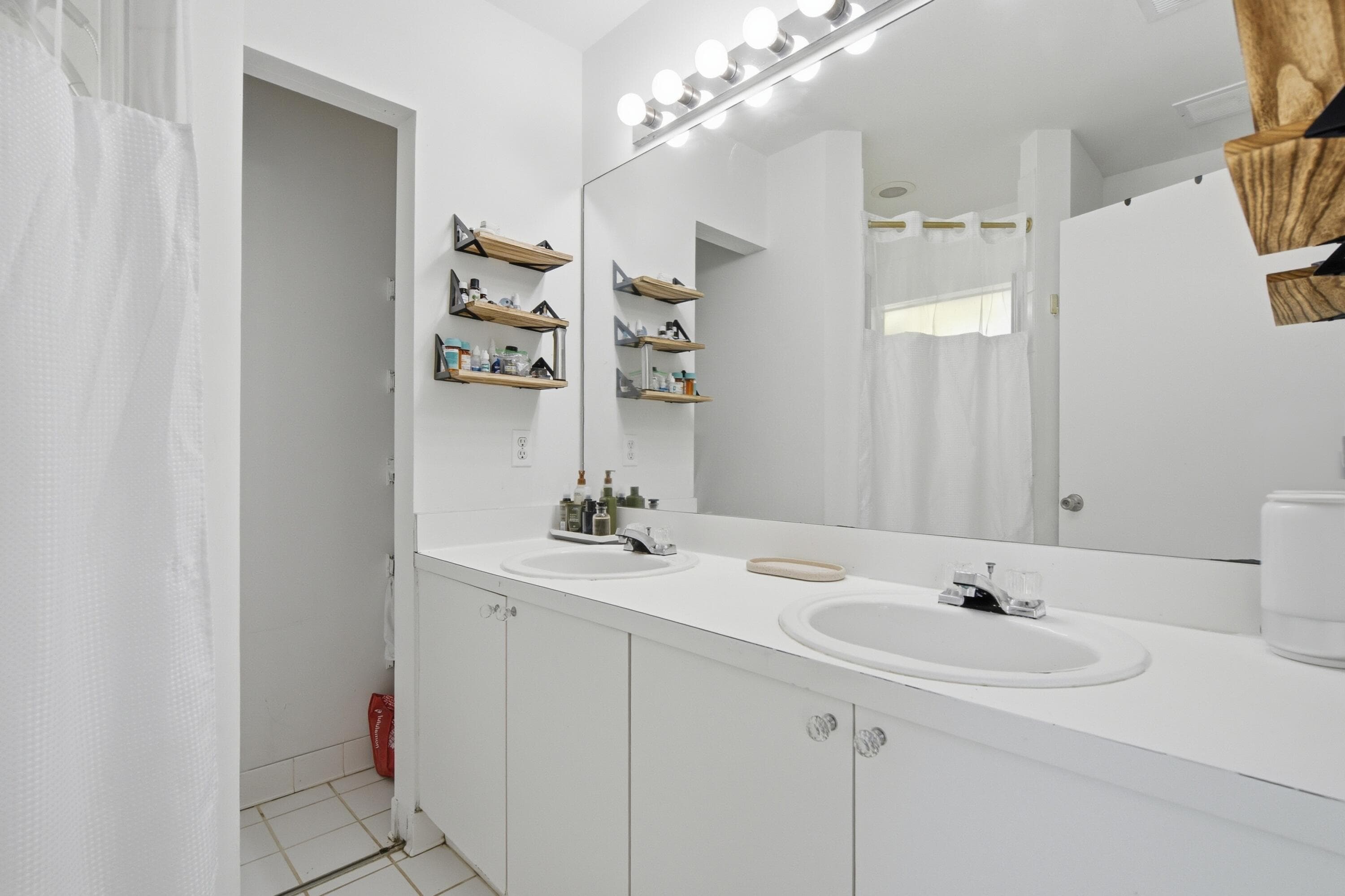 1105 Cherokee Street, Jupiter, FL 33458 — photo 17 of 31