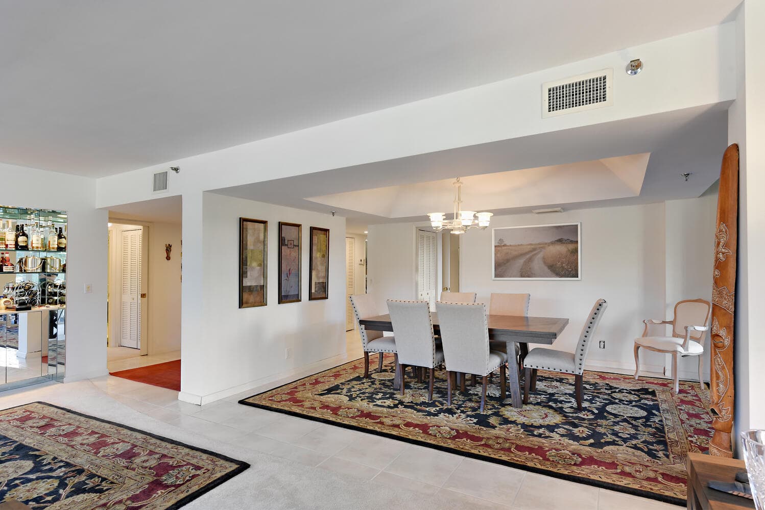 2427 Presidential Way 204, West Palm Beach, FL 33401 — photo 5 of 35