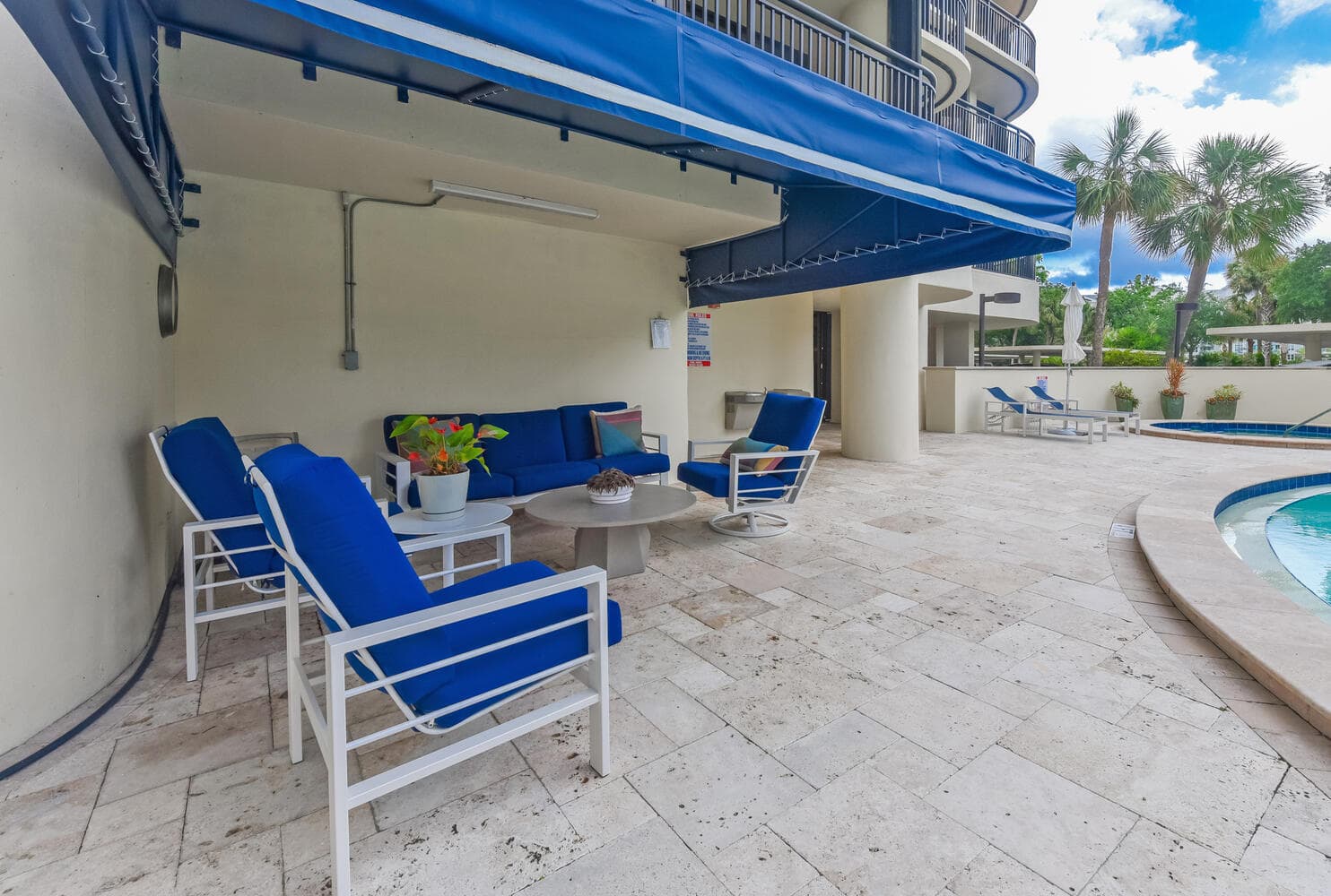 2427 Presidential Way 204, West Palm Beach, FL 33401 — photo 32 of 35