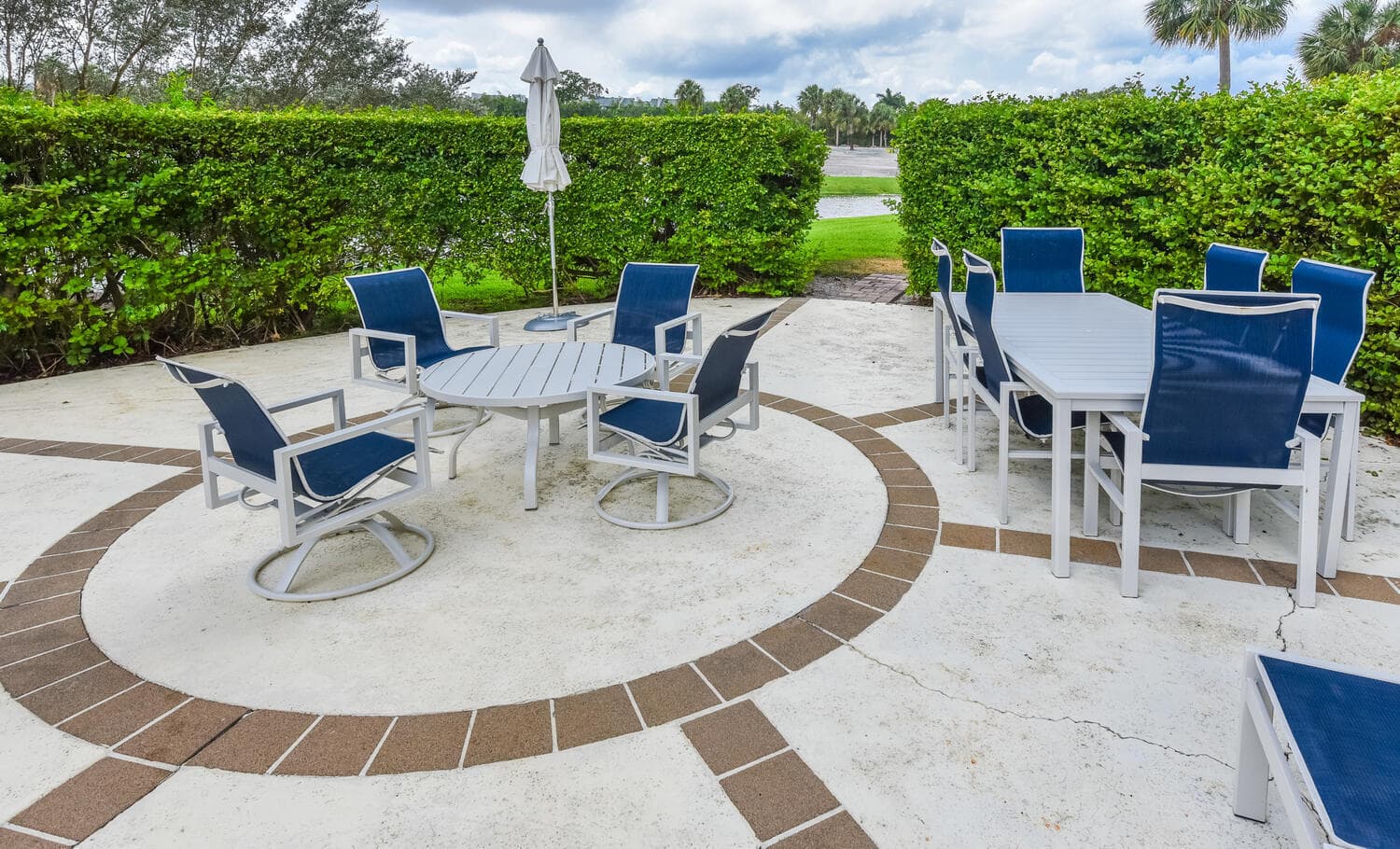 2427 Presidential Way 204, West Palm Beach, FL 33401 — photo 34 of 35