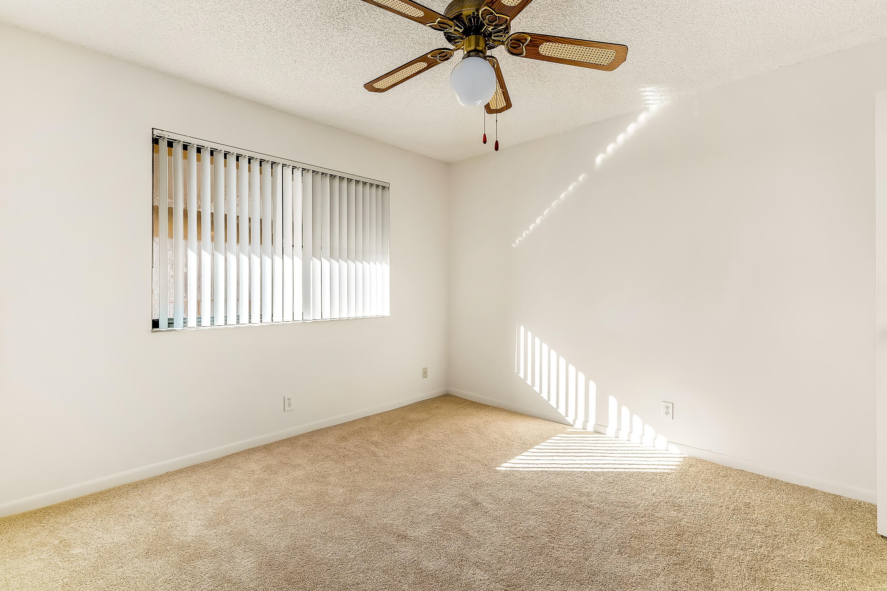 8030 Hampton Boulevard 502, North Lauderdale, FL 33068 — photo 21 of 51