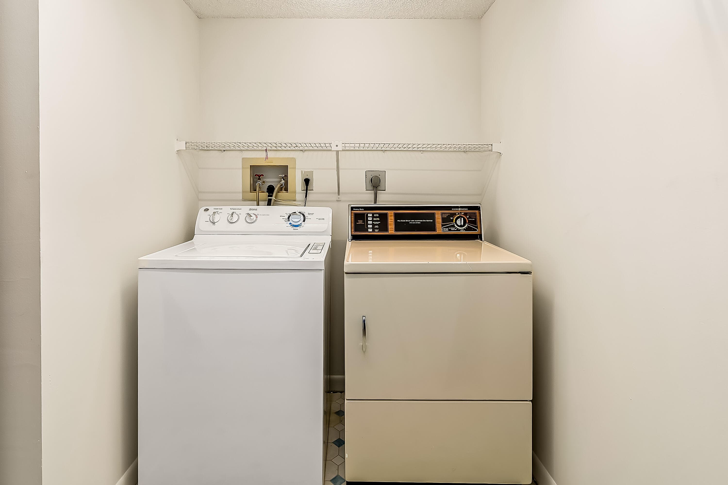 8030 Hampton Boulevard 502, North Lauderdale, FL 33068 — photo 33 of 51