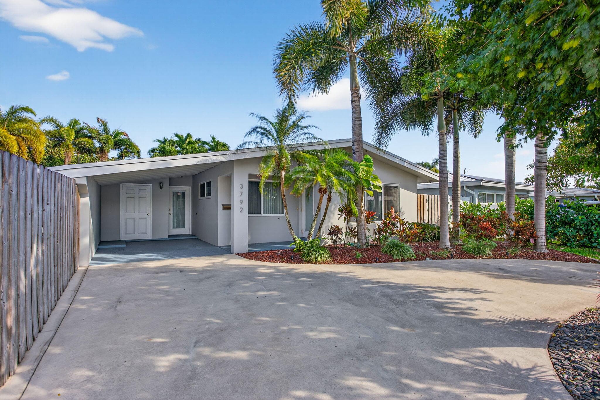 3792 NE 19th Avenue, Oakland Park, FL 33308 — photo 44 of 56