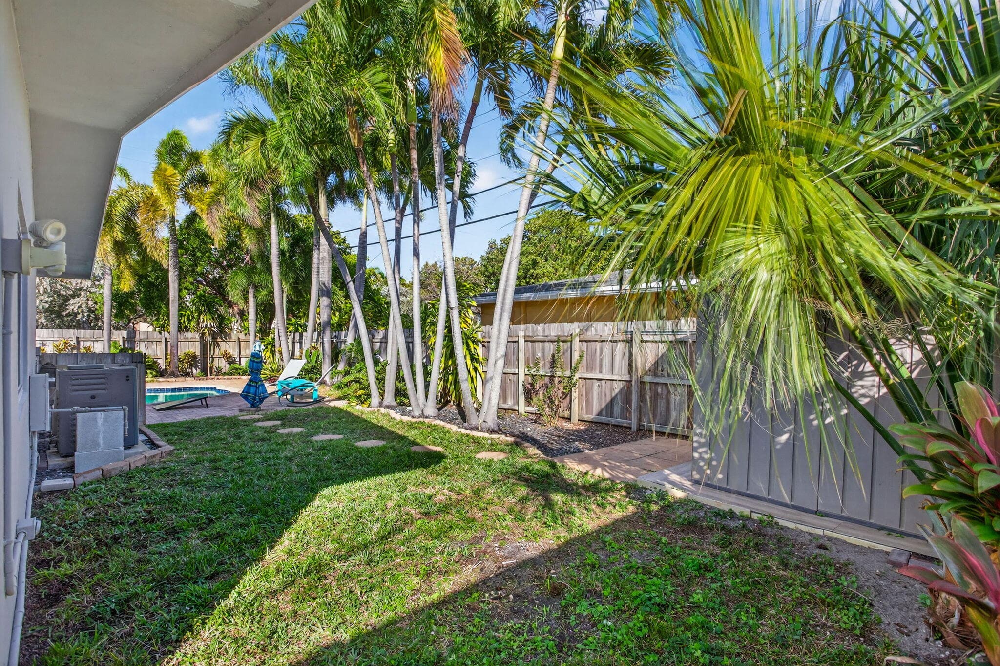 3792 NE 19th Avenue, Oakland Park, FL 33308 — photo 40 of 56